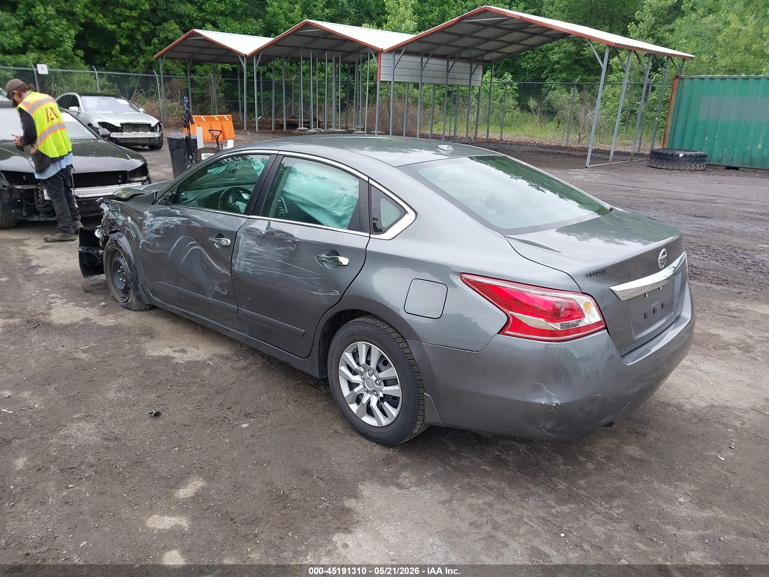 2015 Nissan Altima 2.5 S Gray vin: 1N4AL3AP0FN875685