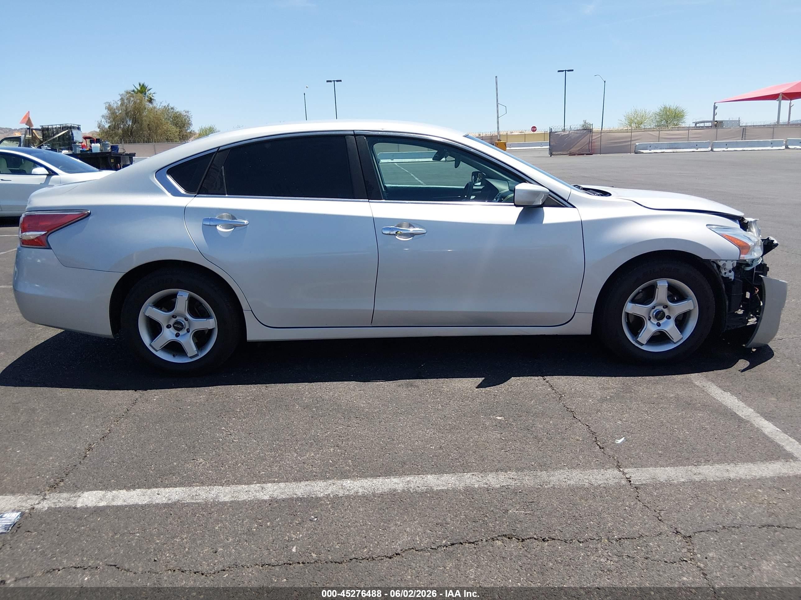 2015 Nissan Altima 2.5/2.5 S/2.5 Sl/2.5 Sv Silver vin: 1N4AL3AP0FN884225
