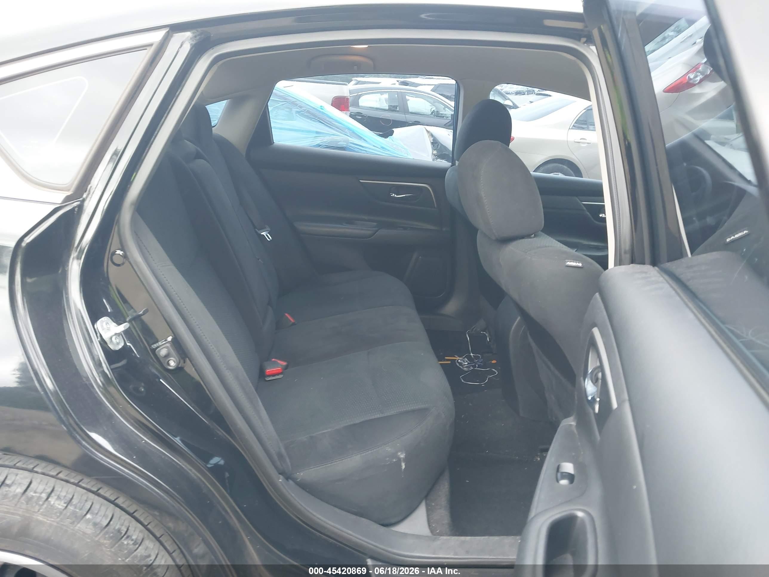 2015 Nissan Altima 2.5 S Black vin: 1N4AL3AP0FN884239