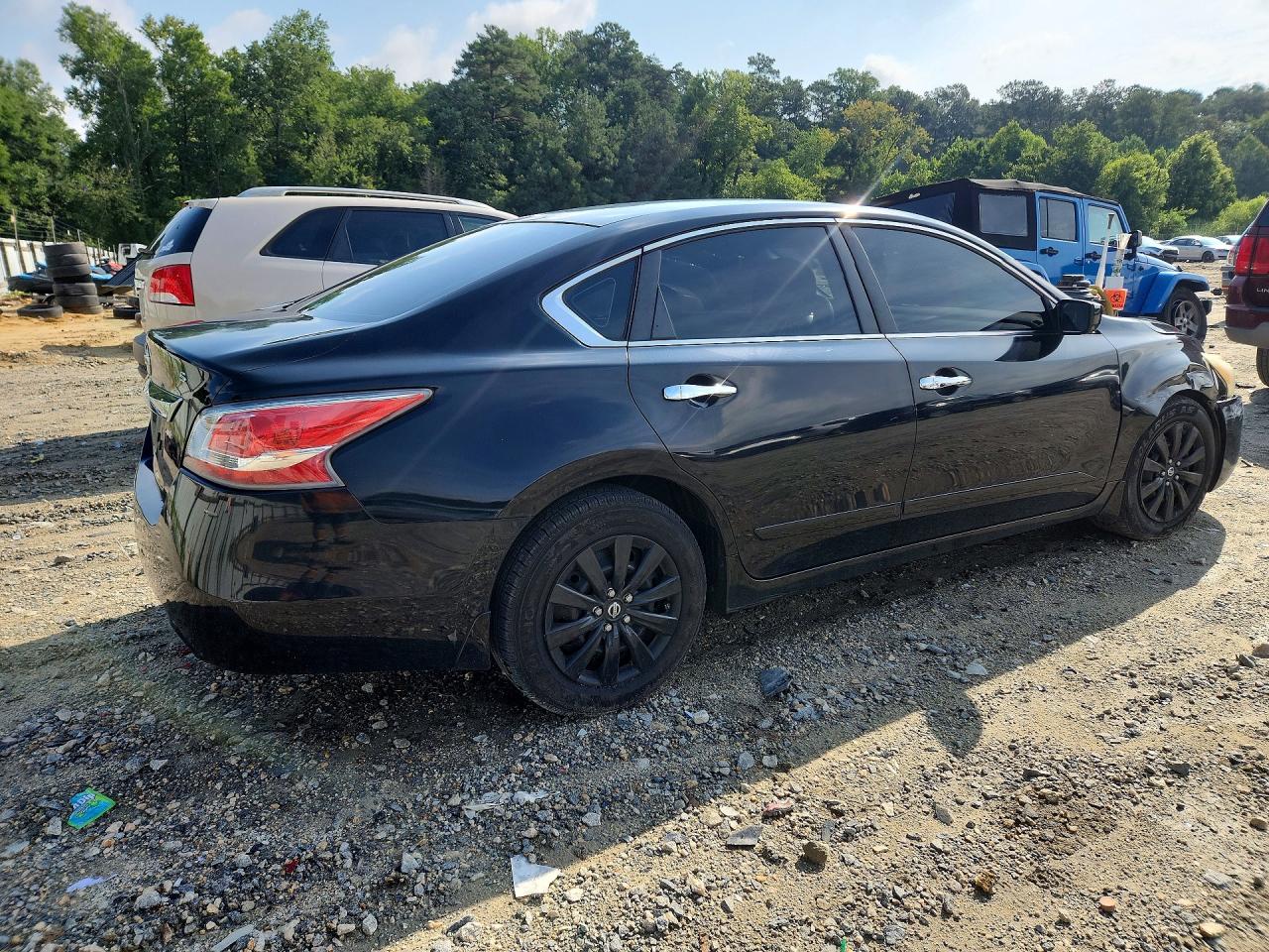 2015 Nissan Altima 2.5 S Black vin: 1N4AL3AP0FN887819