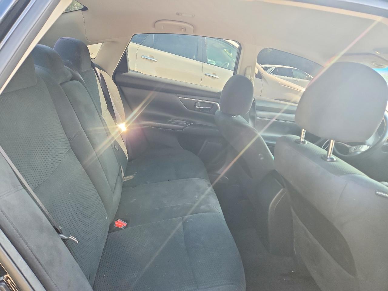 2015 Nissan Altima 2.5 S Black vin: 1N4AL3AP0FN887819