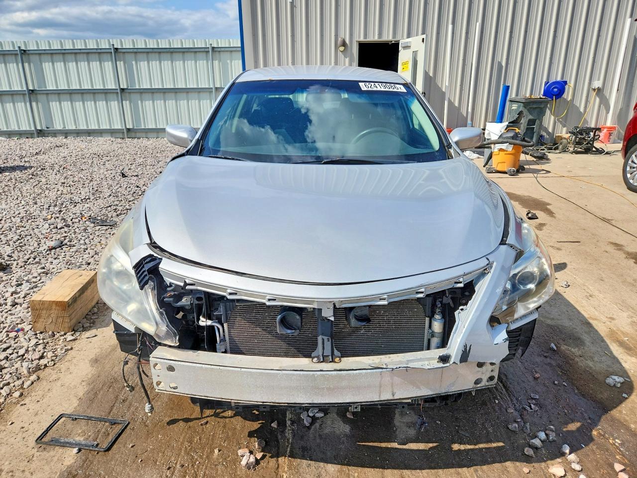 2015 Nissan Altima 2.5 S Серебряный vin: 1N4AL3AP0FN888551