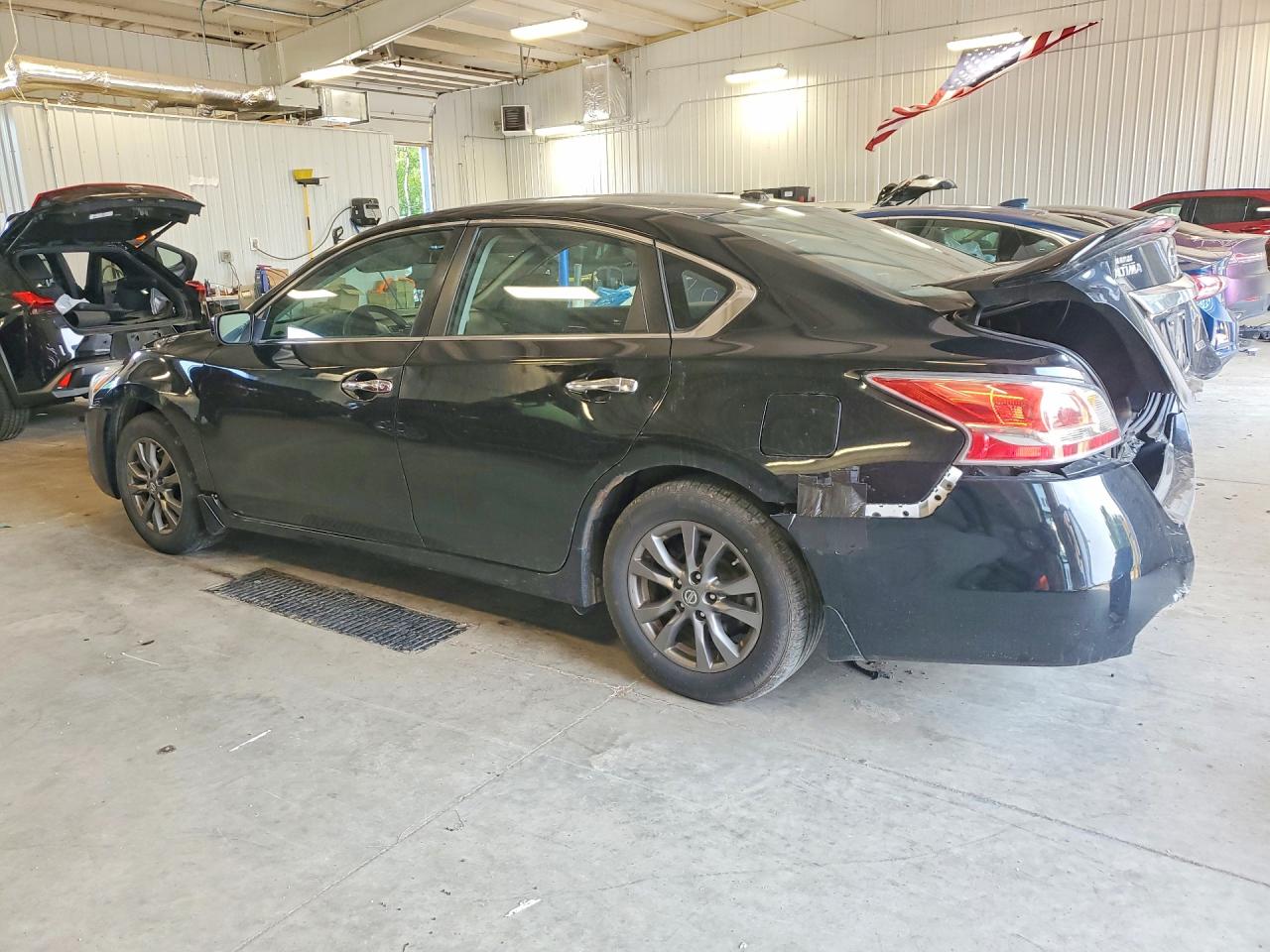 2015 Nissan Altima 2.5 S Black vin: 1N4AL3AP0FN907728
