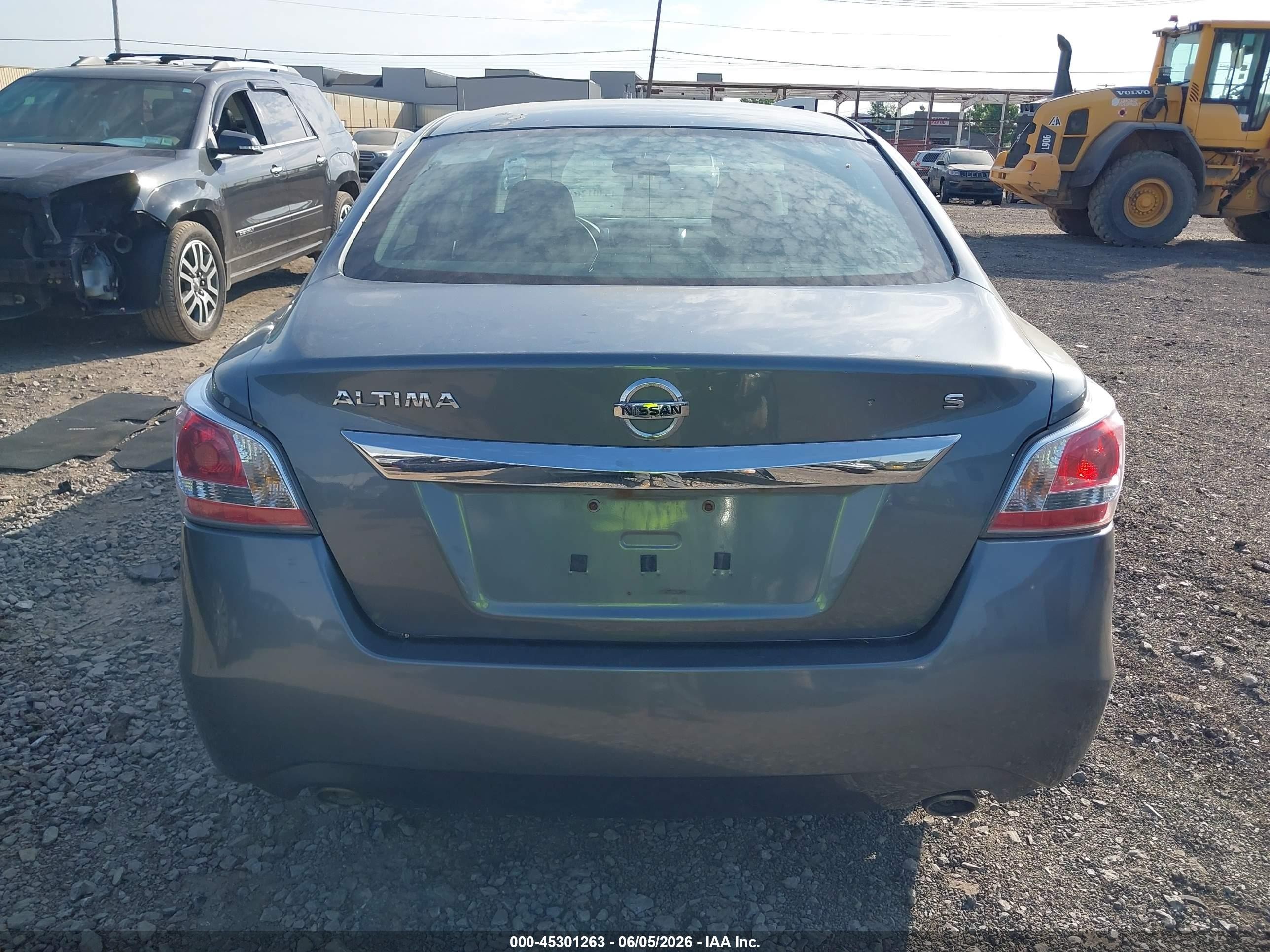 2015 Nissan Altima 2.5 S Серый vin: 1N4AL3AP0FN909933
