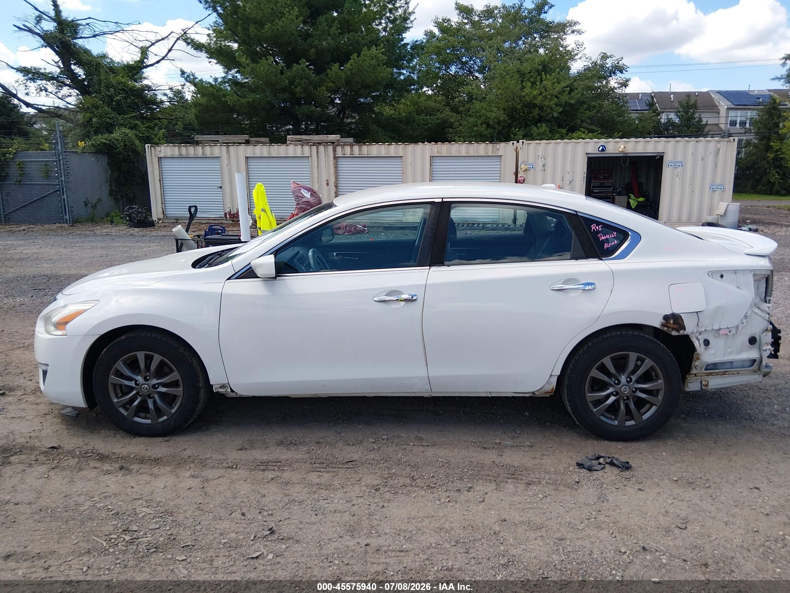 2015 Nissan Altima 2.5 S White vin: 1N4AL3AP0FN912041