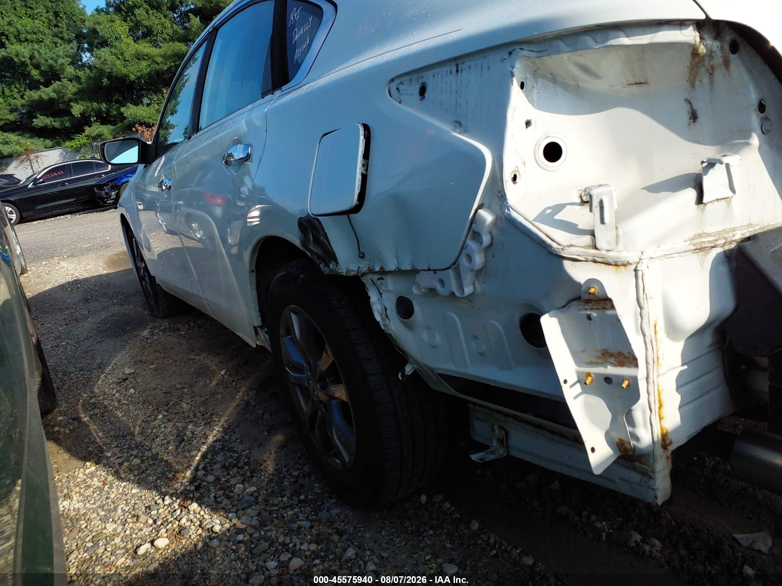 2015 Nissan Altima 2.5 S White vin: 1N4AL3AP0FN912041