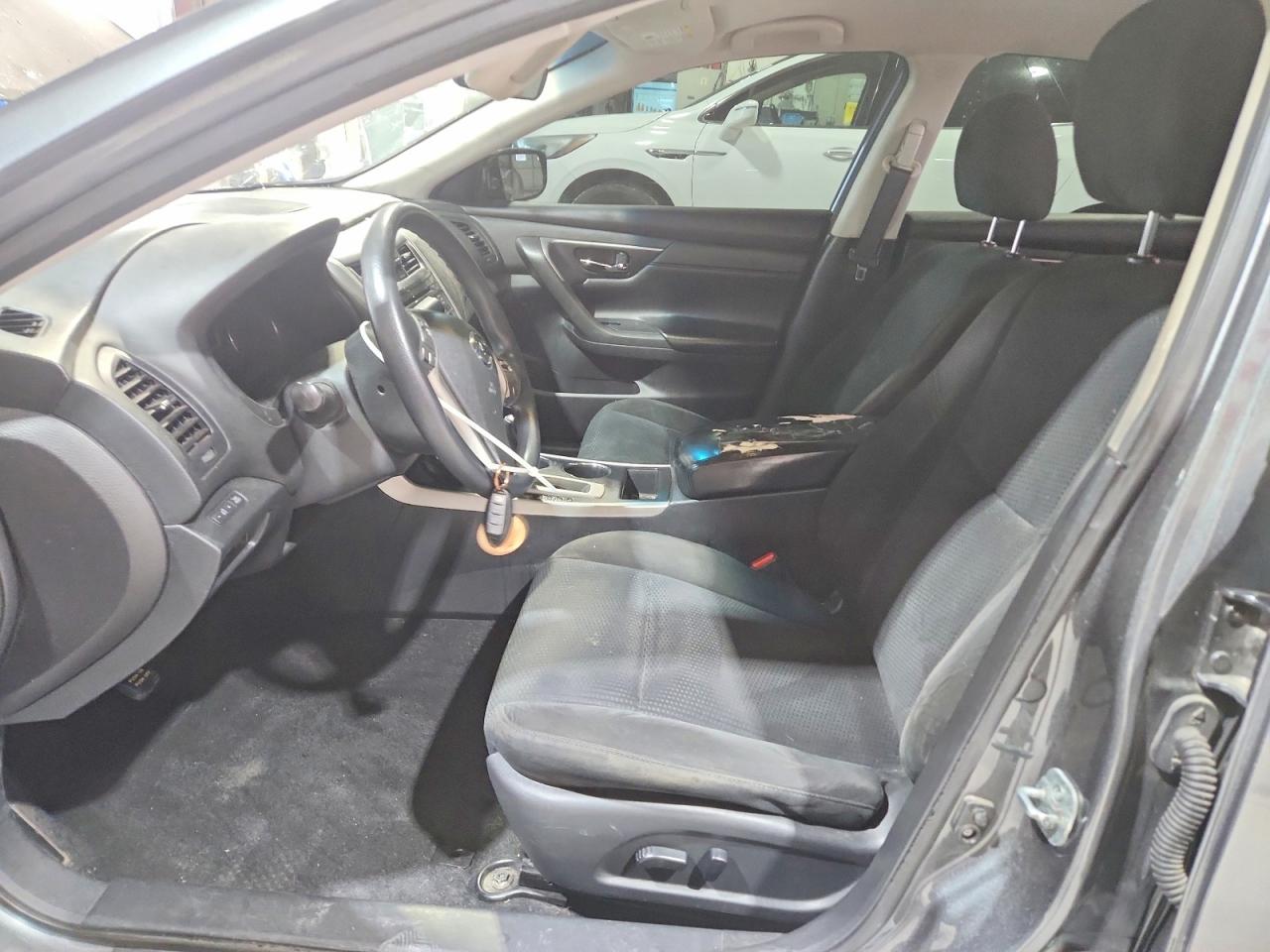 2015 Nissan Altima 2.5 S Серый vin: 1N4AL3AP0FN912606