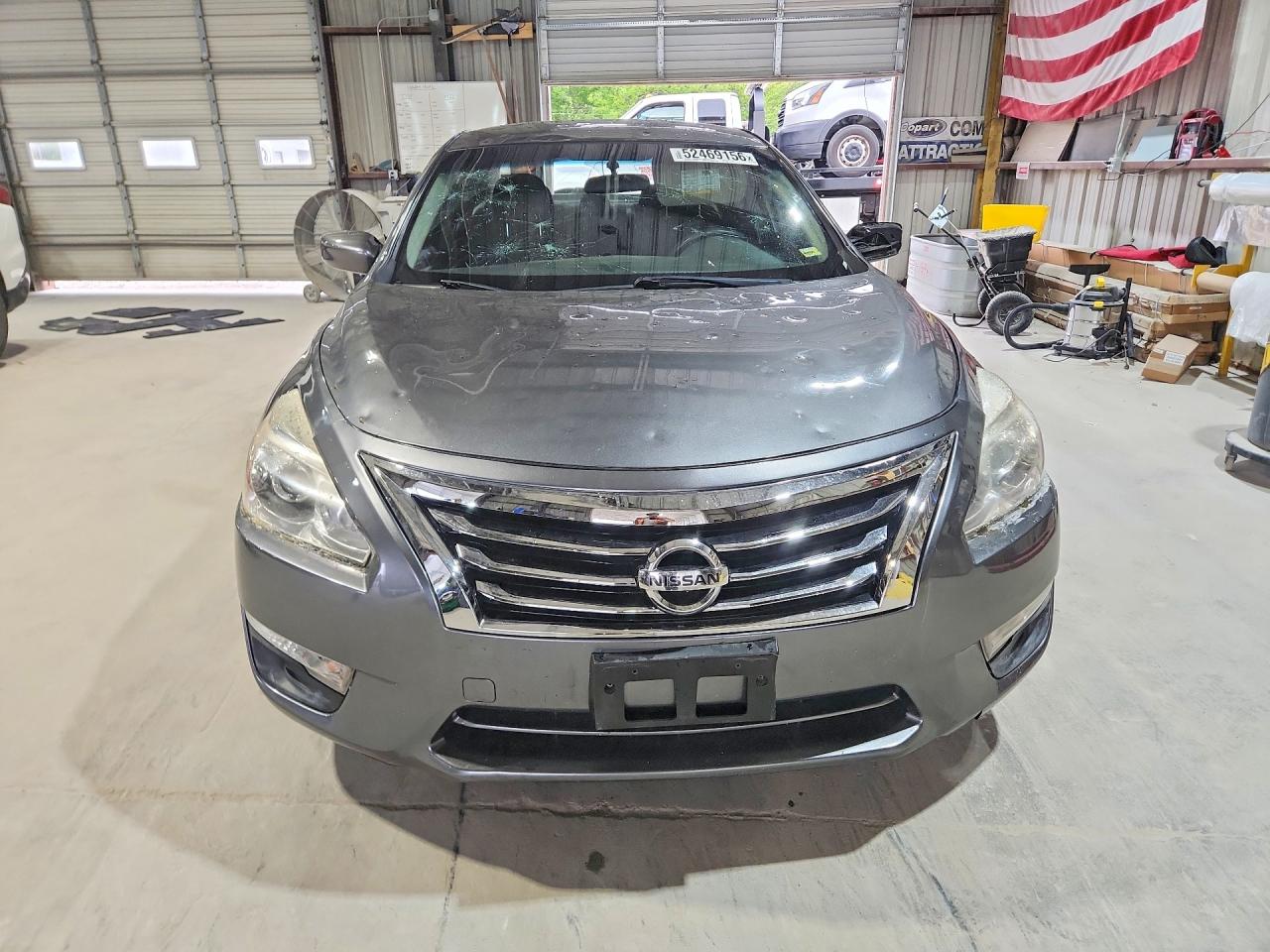 2015 Nissan Altima 2.5 S Серый vin: 1N4AL3AP0FN912606