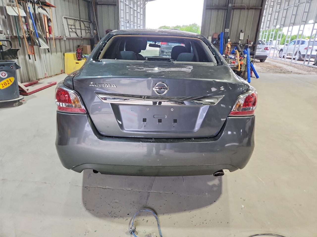 2015 Nissan Altima 2.5 S Серый vin: 1N4AL3AP0FN912606