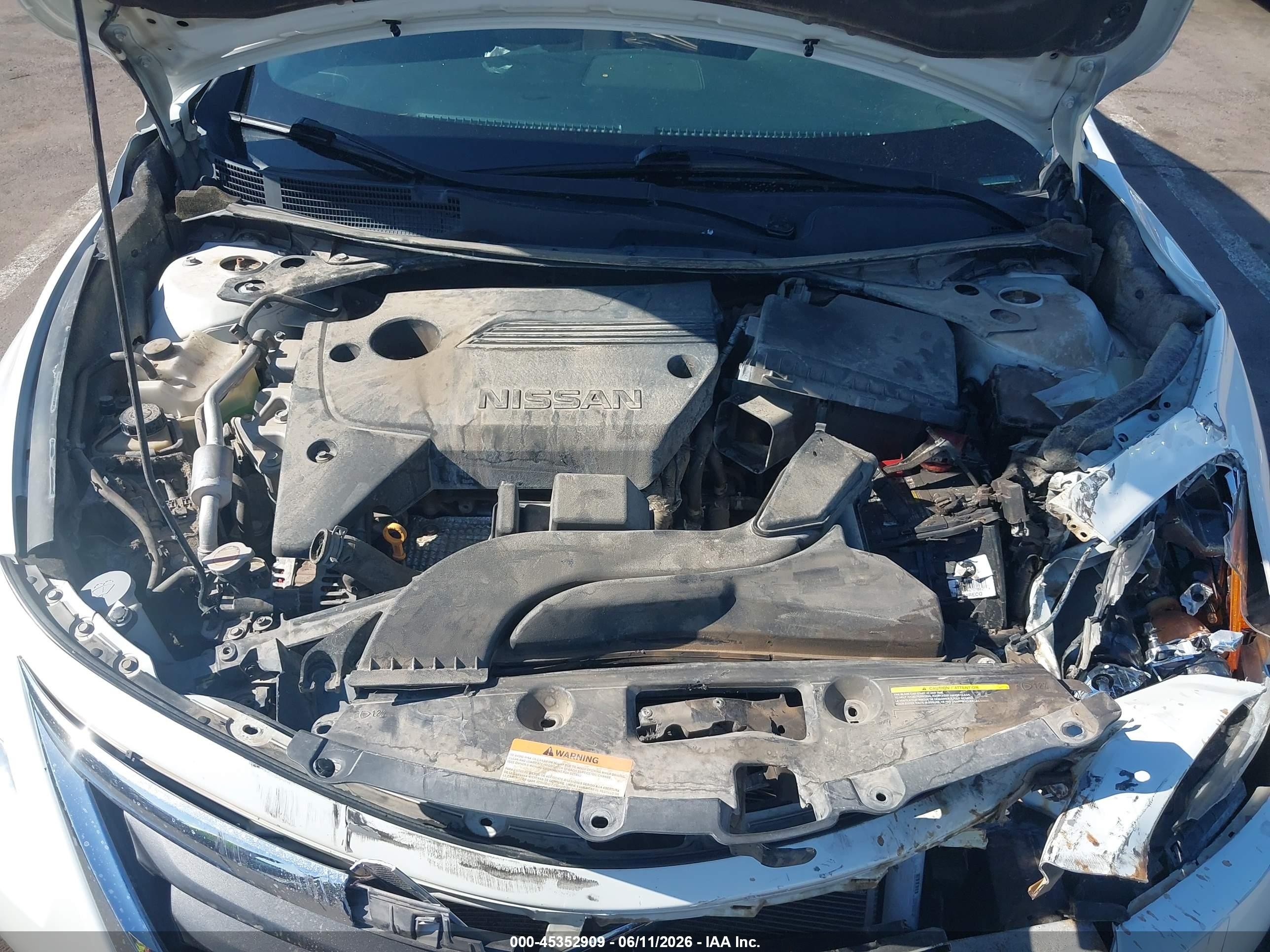 2015 Nissan Altima 2.5 S White vin: 1N4AL3AP0FN916204