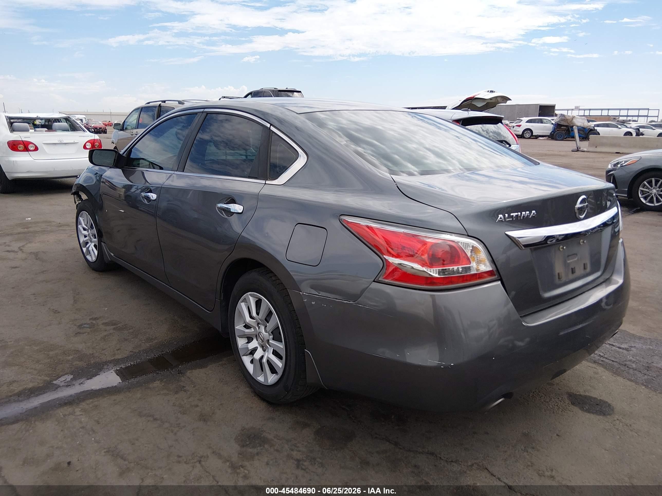 2015 Nissan Altima 2.5 S Gray vin: 1N4AL3AP0FN917496