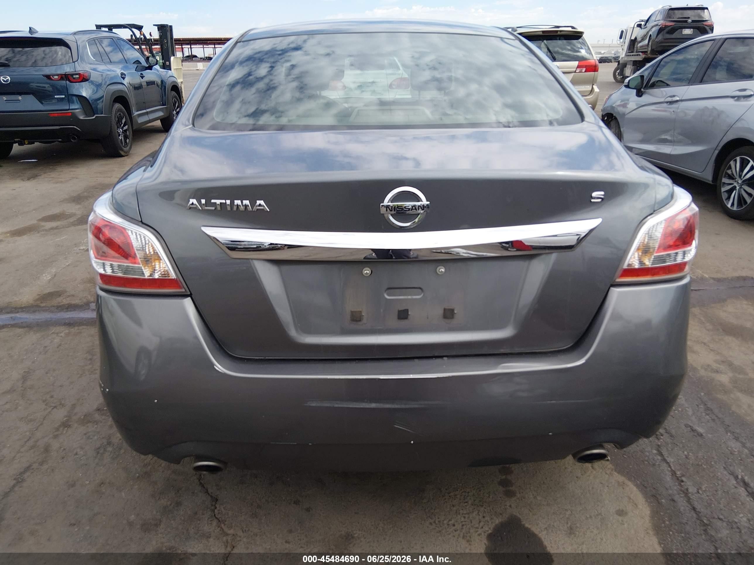 2015 Nissan Altima 2.5 S Gray vin: 1N4AL3AP0FN917496