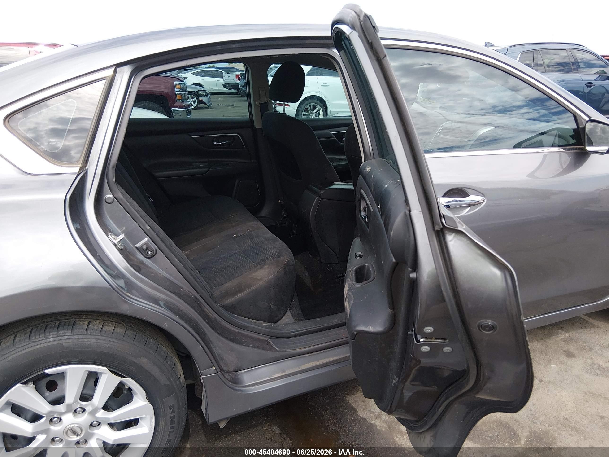 2015 Nissan Altima 2.5 S Gray vin: 1N4AL3AP0FN917496