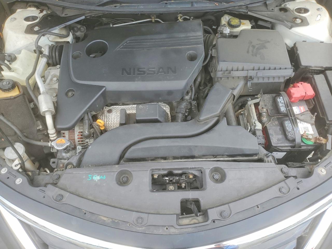 2015 Nissan Altima 2.5 S White vin: 1N4AL3AP0FN921452