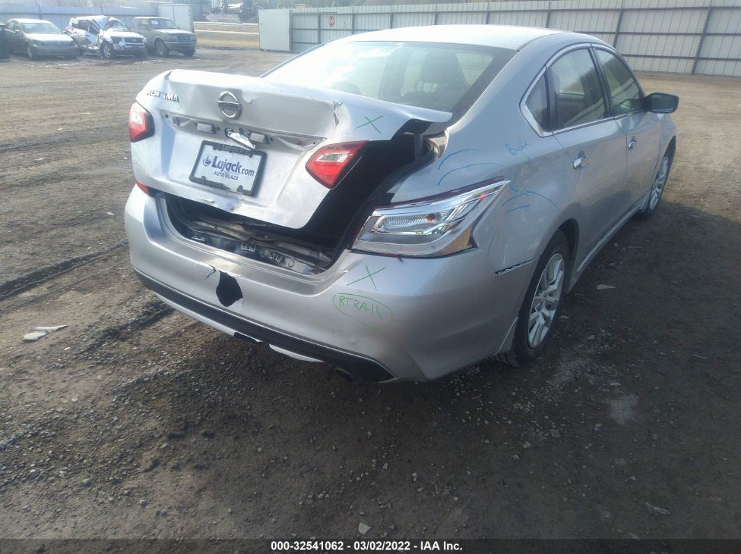 2016 Nissan Altima 2.5 S Silver vin: 1N4AL3AP0GC238986