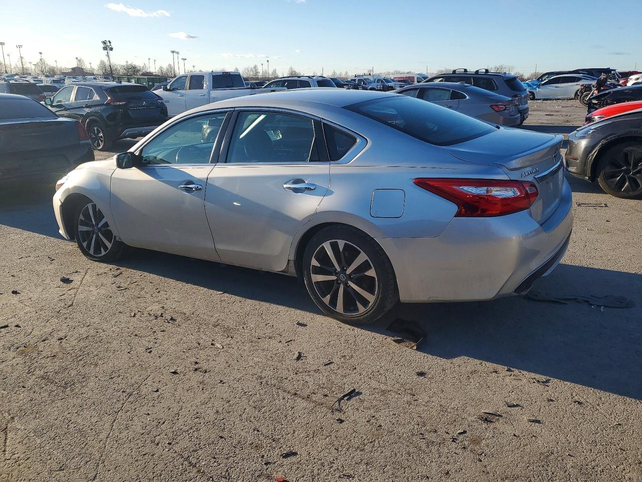 2016 Nissan Altima 2.5 Silver vin: 1N4AL3AP0GC282535