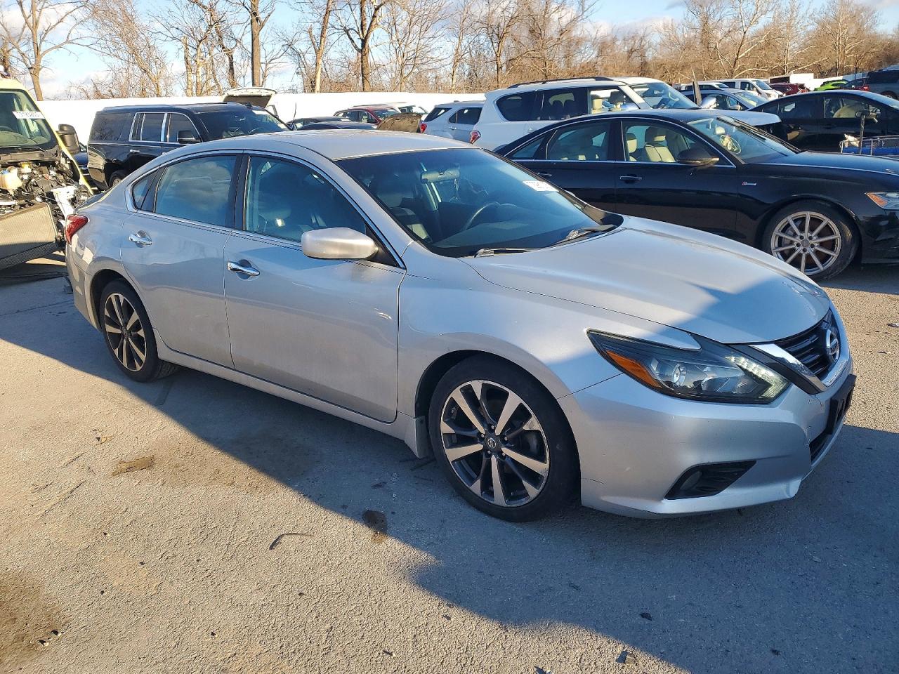 2016 Nissan Altima 2.5 Silver vin: 1N4AL3AP0GC282535