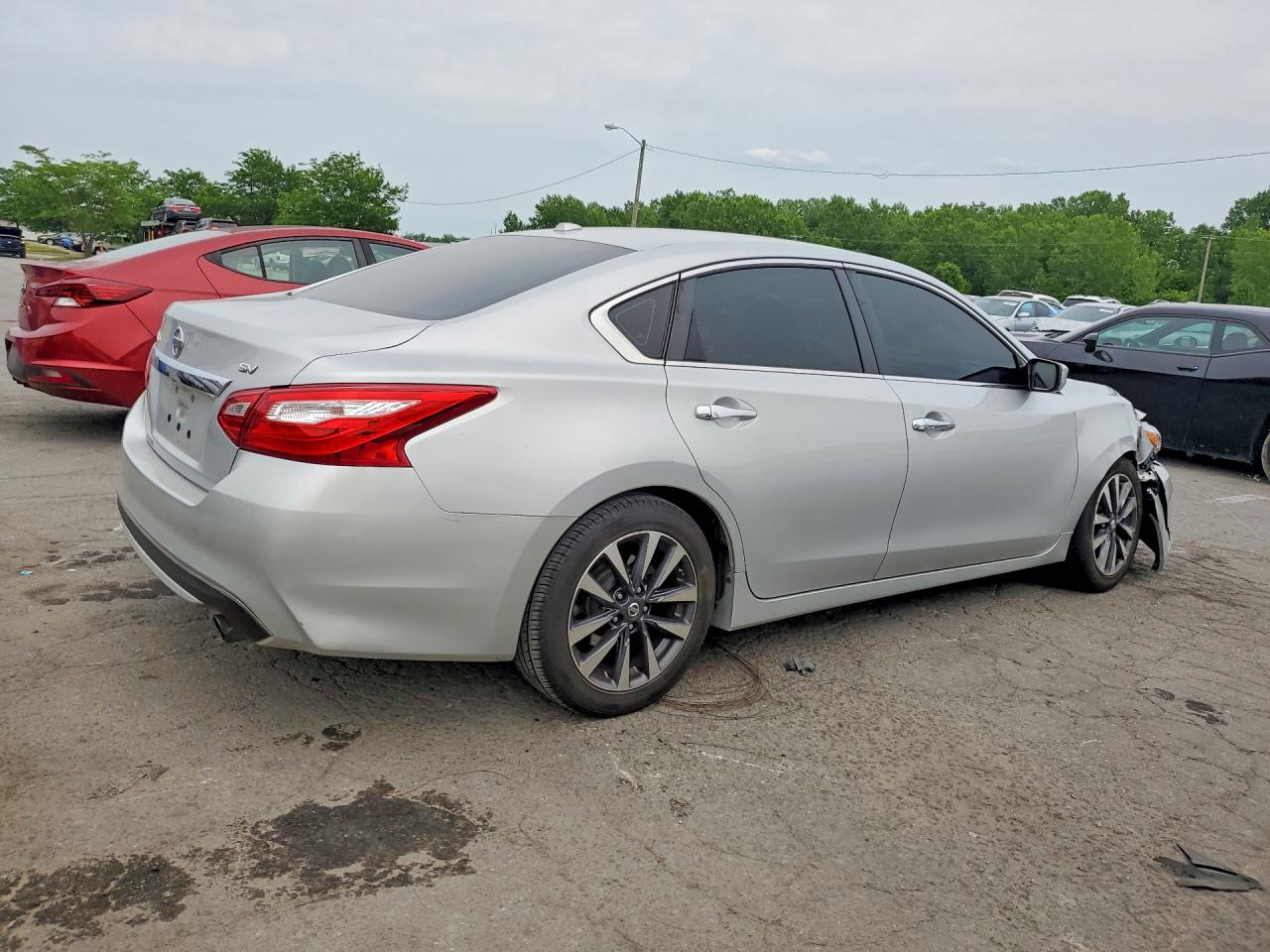 2017 Nissan Altima 2.5 Sv Серебряный vin: 1N4AL3AP0HC207173