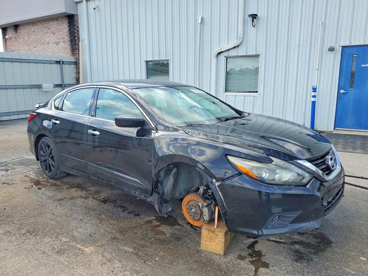 2017 Nissan Altima 2.5 Sr Black vin: 1N4AL3AP0HC242392