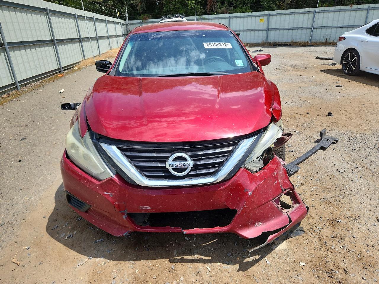2018 Nissan Altima 2.5 S Burgundy vin: 1N4AL3AP0JC154786