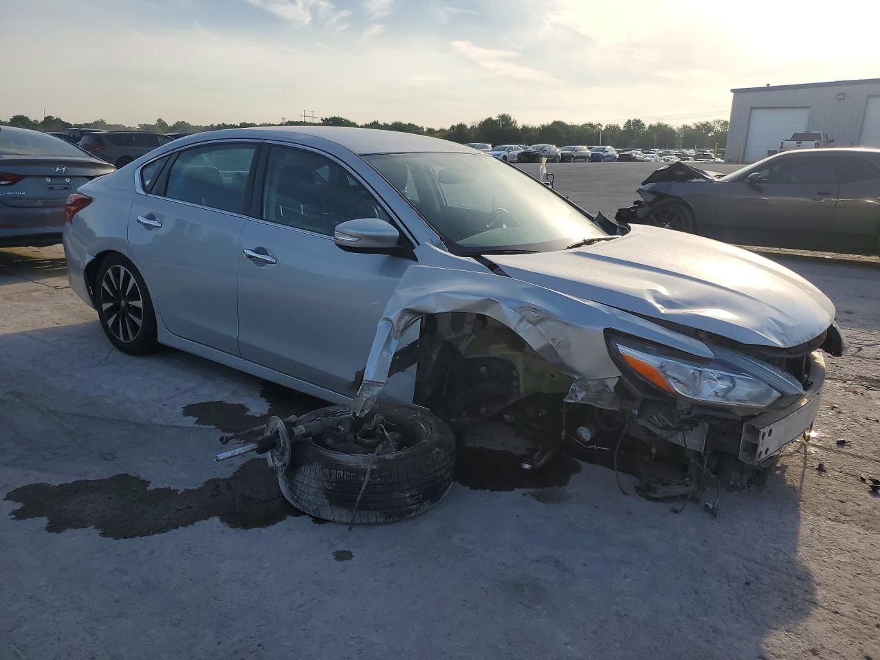 2018 Nissan Altima 2.5 Sl Silver vin: 1N4AL3AP0JC180949