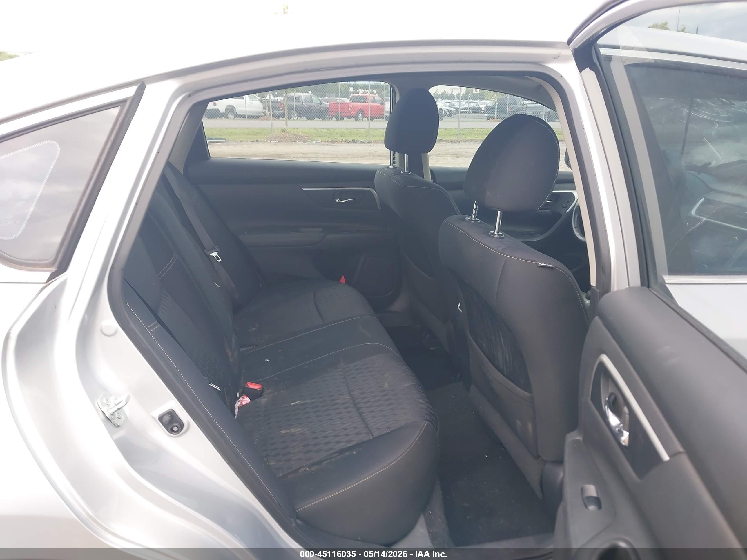 2018 Nissan Altima 2.5 Sv Серебряный vin: 1N4AL3AP0JC215389