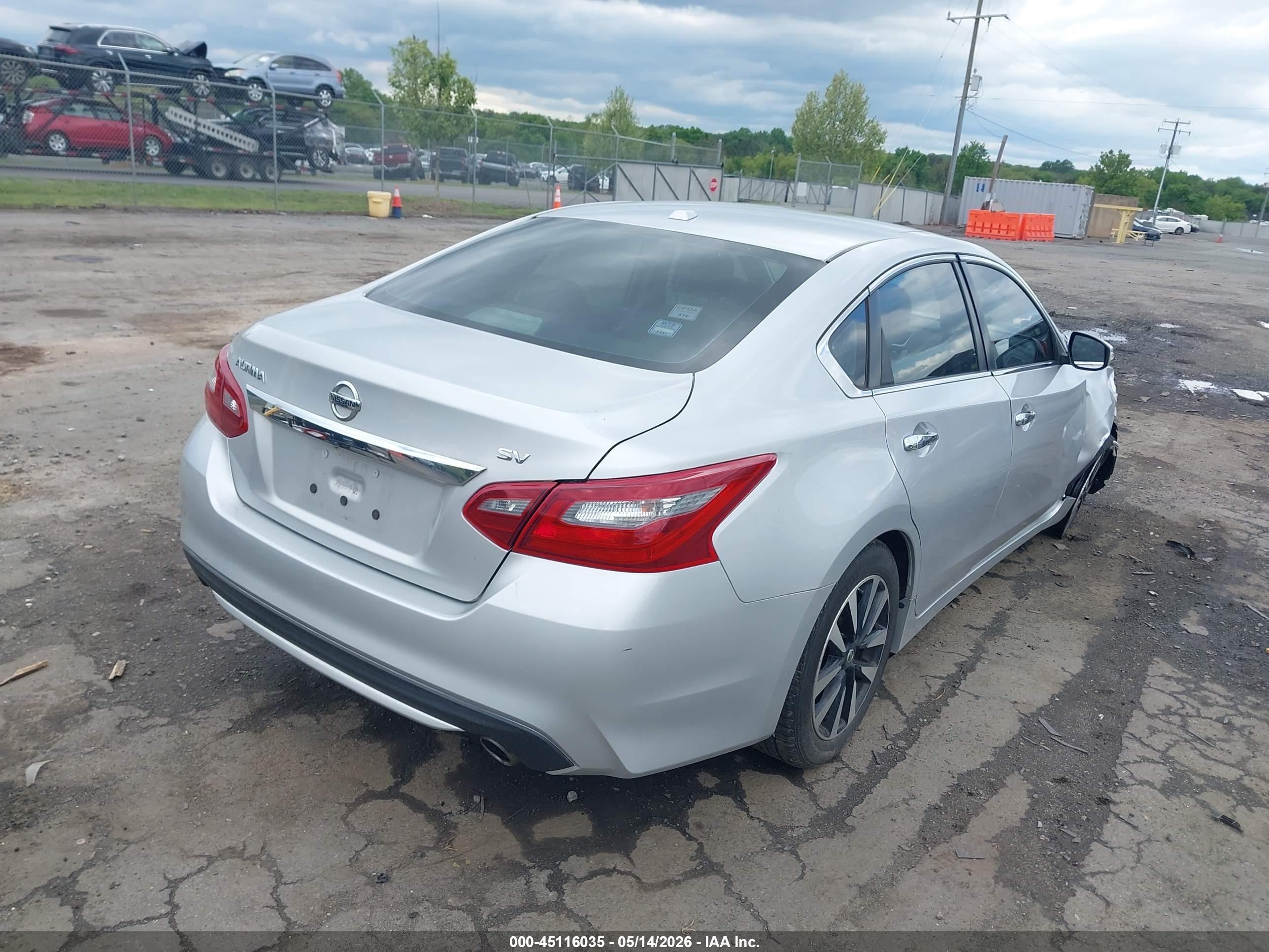 2018 Nissan Altima 2.5 Sv Серебряный vin: 1N4AL3AP0JC215389