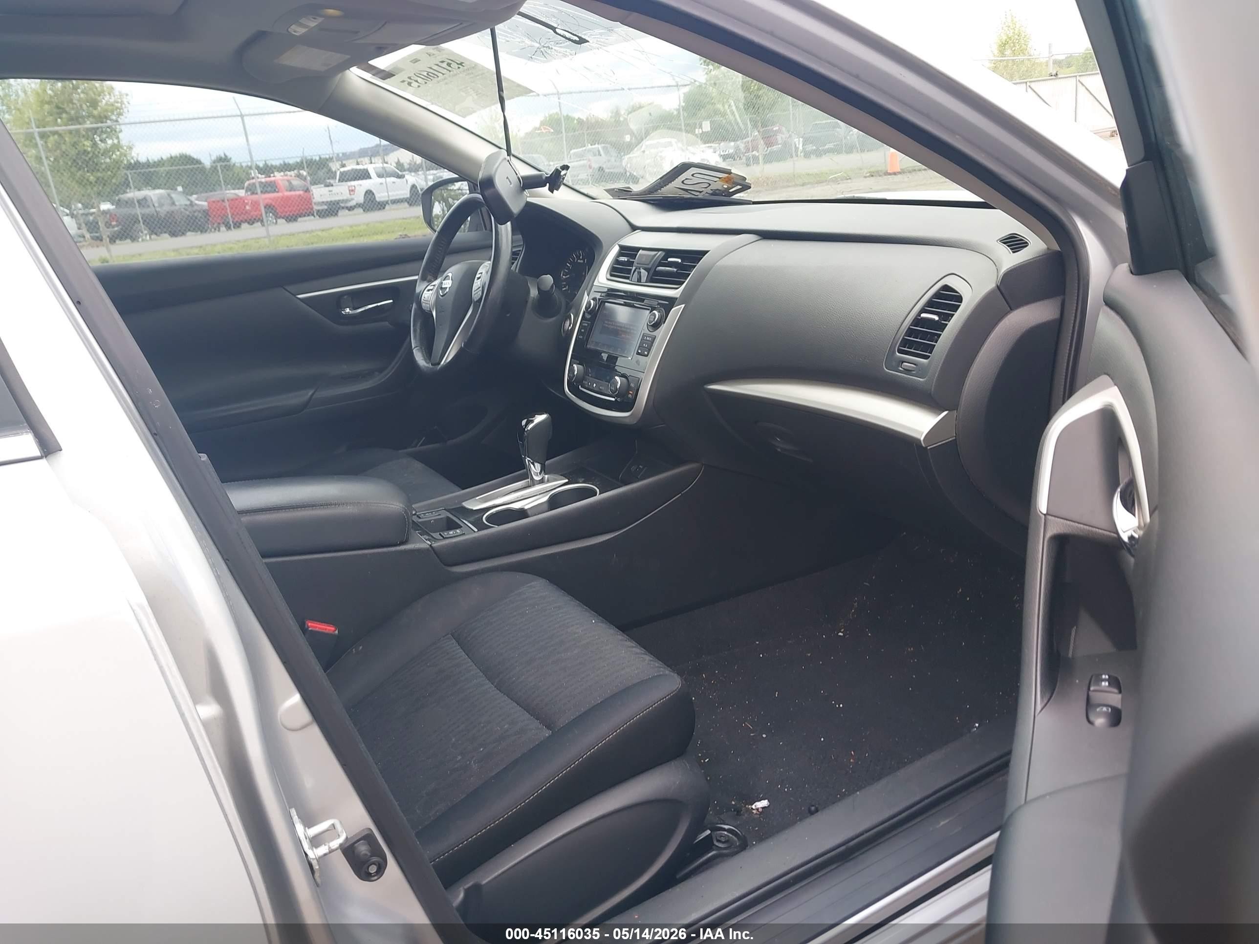 2018 Nissan Altima 2.5 Sv Серебряный vin: 1N4AL3AP0JC215389