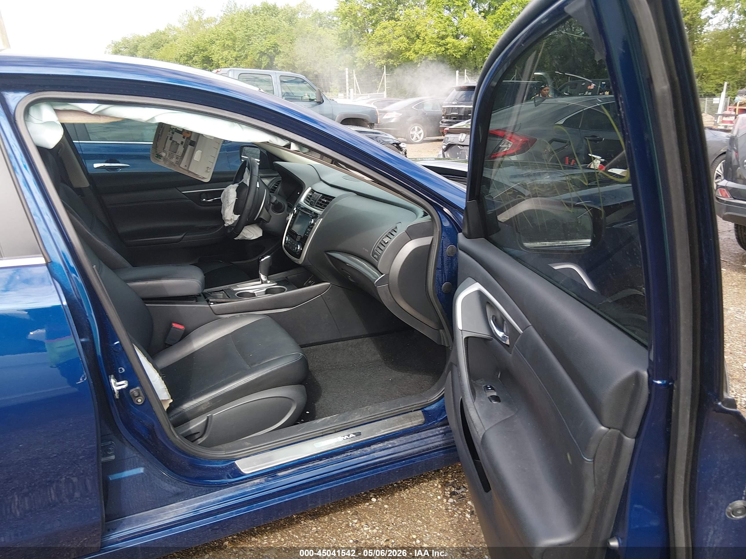 2018 Nissan Altima 2.5 Sr Blue vin: 1N4AL3AP0JC263121