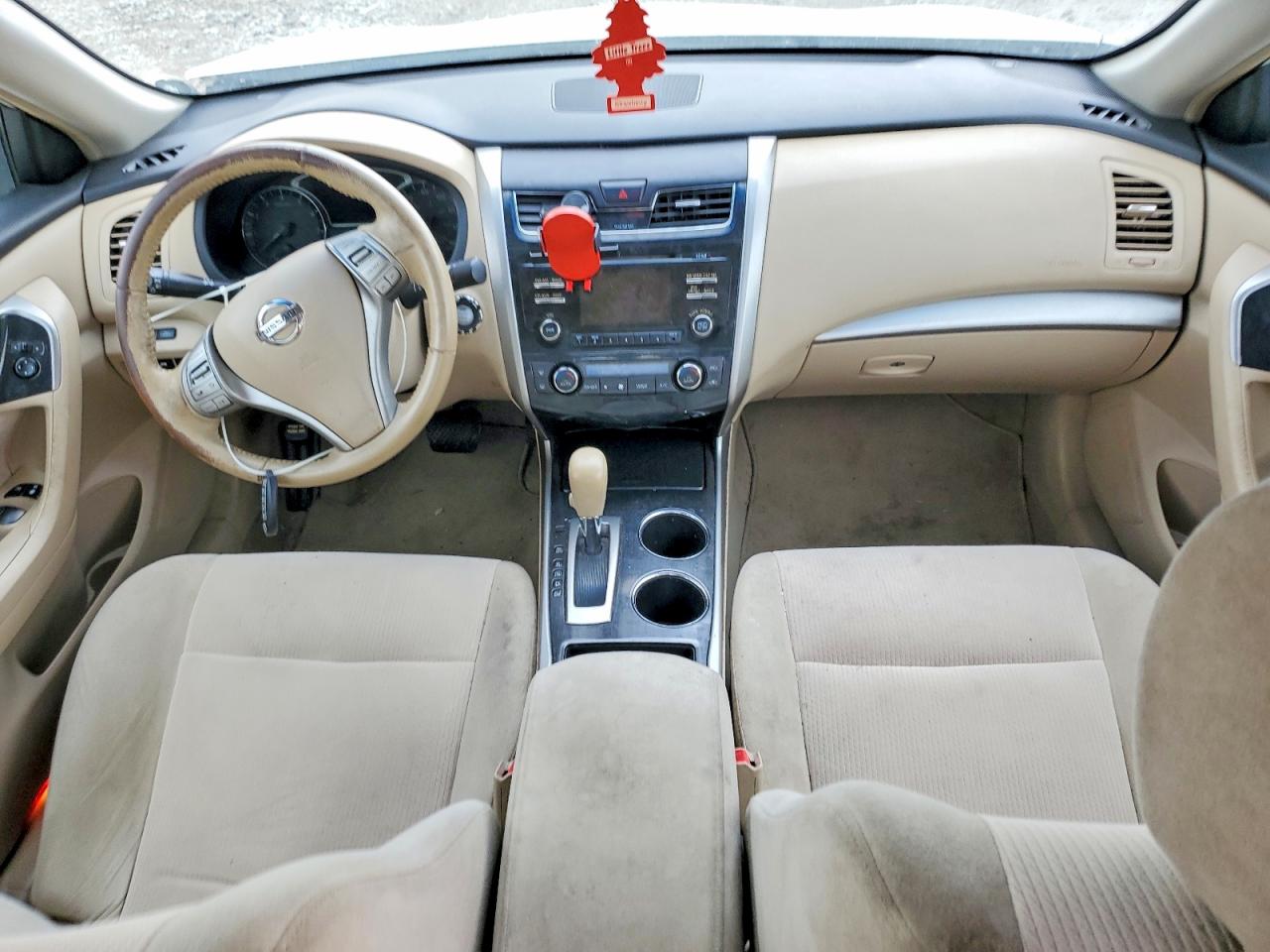 2013 Nissan Altima 2.5 White vin: 1N4AL3AP1DC104029