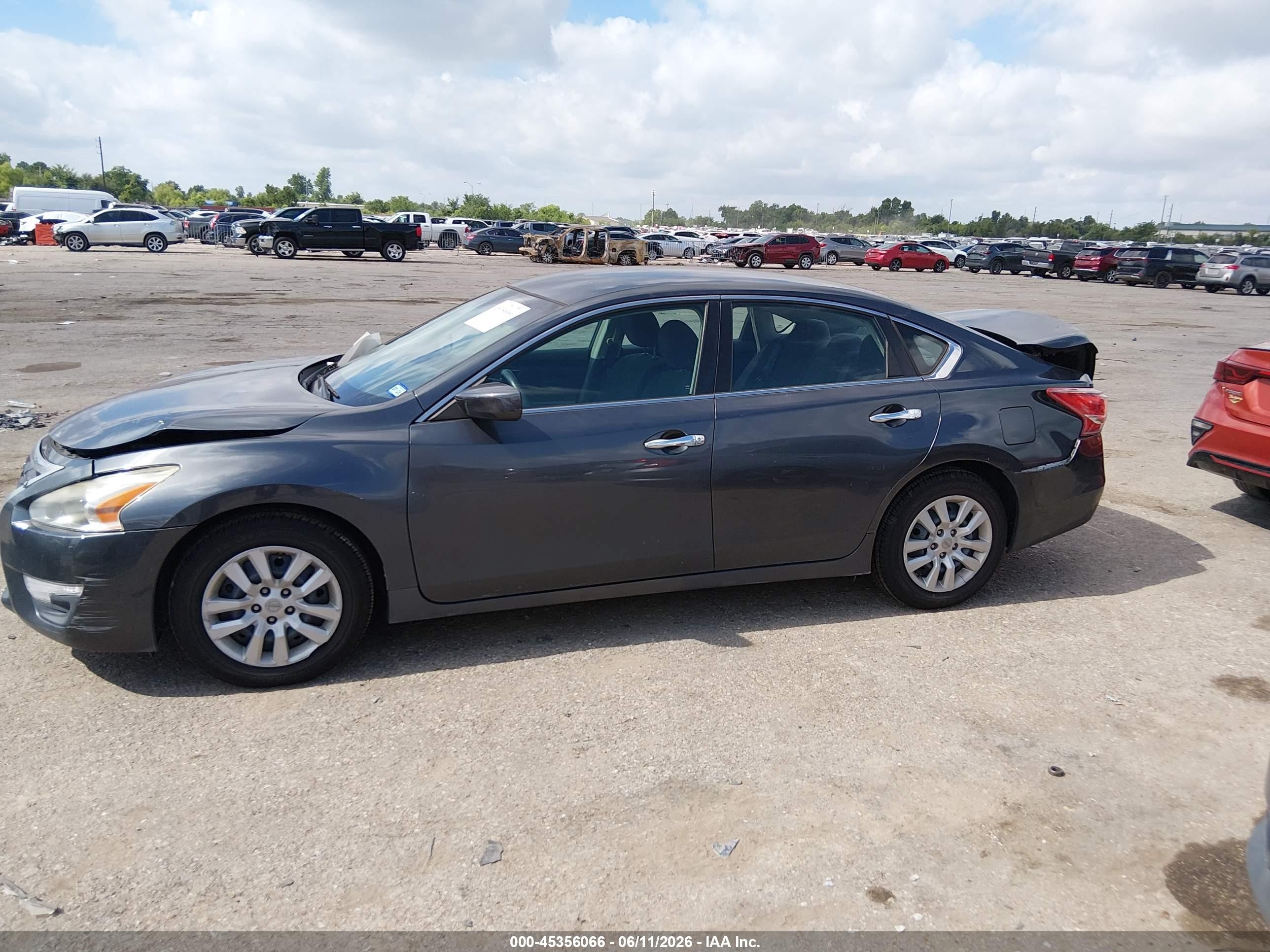 2013 Nissan Altima 2.5 S Серый vin: 1N4AL3AP1DC111787