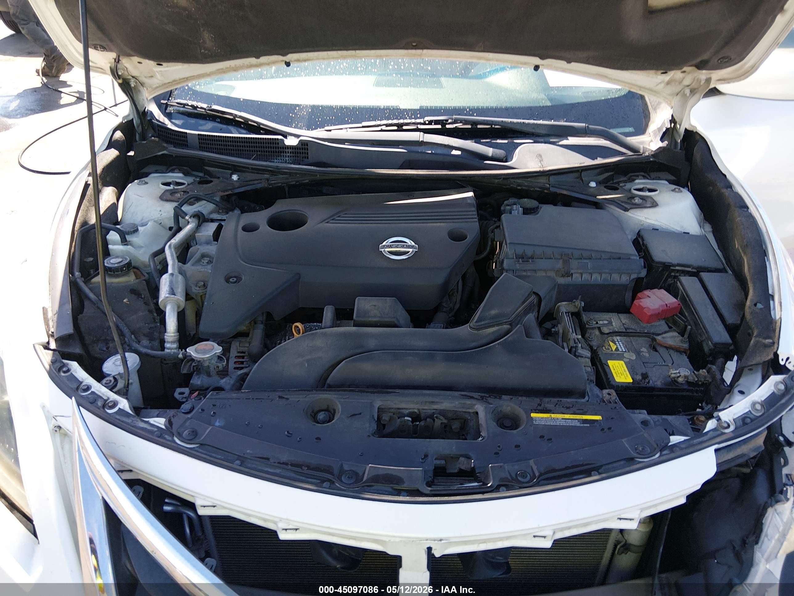 2013 Nissan Altima 2.5 Sv White vin: 1N4AL3AP1DC143588