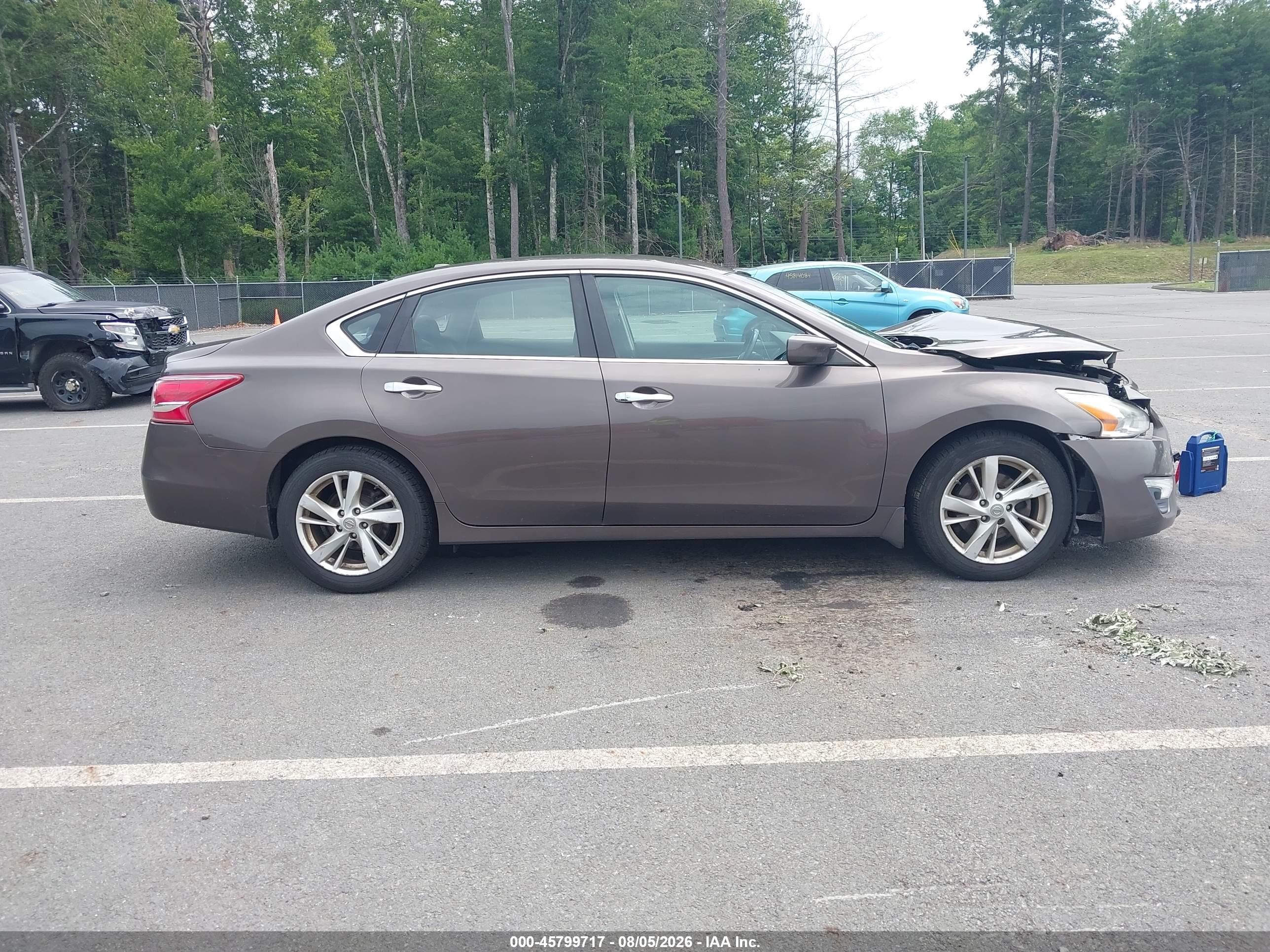 2013 Nissan Altima 2.5 Sv Серый vin: 1N4AL3AP1DC193519