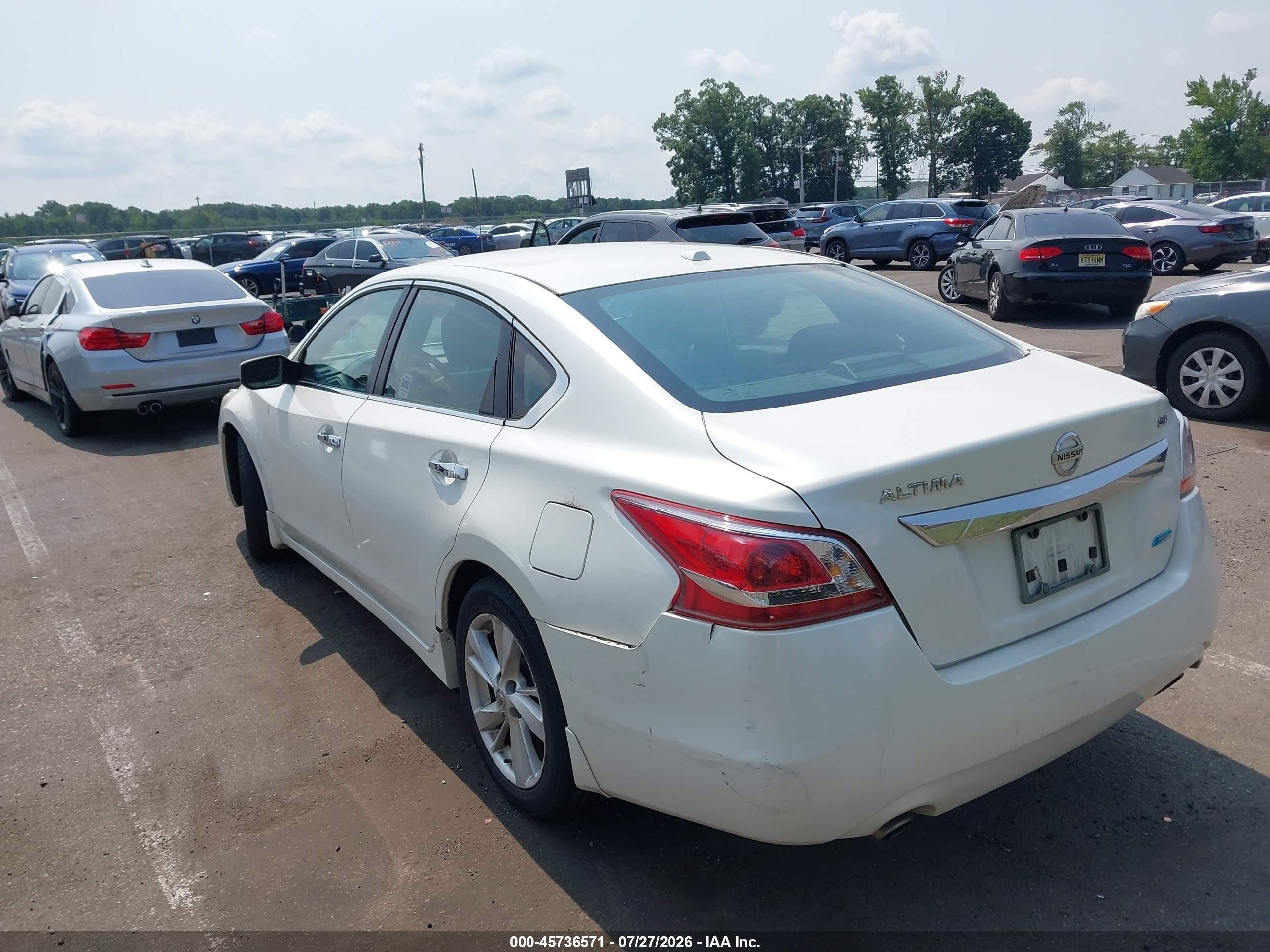 2013 Nissan Altima 2.5 Sv Белый vin: 1N4AL3AP1DC196694