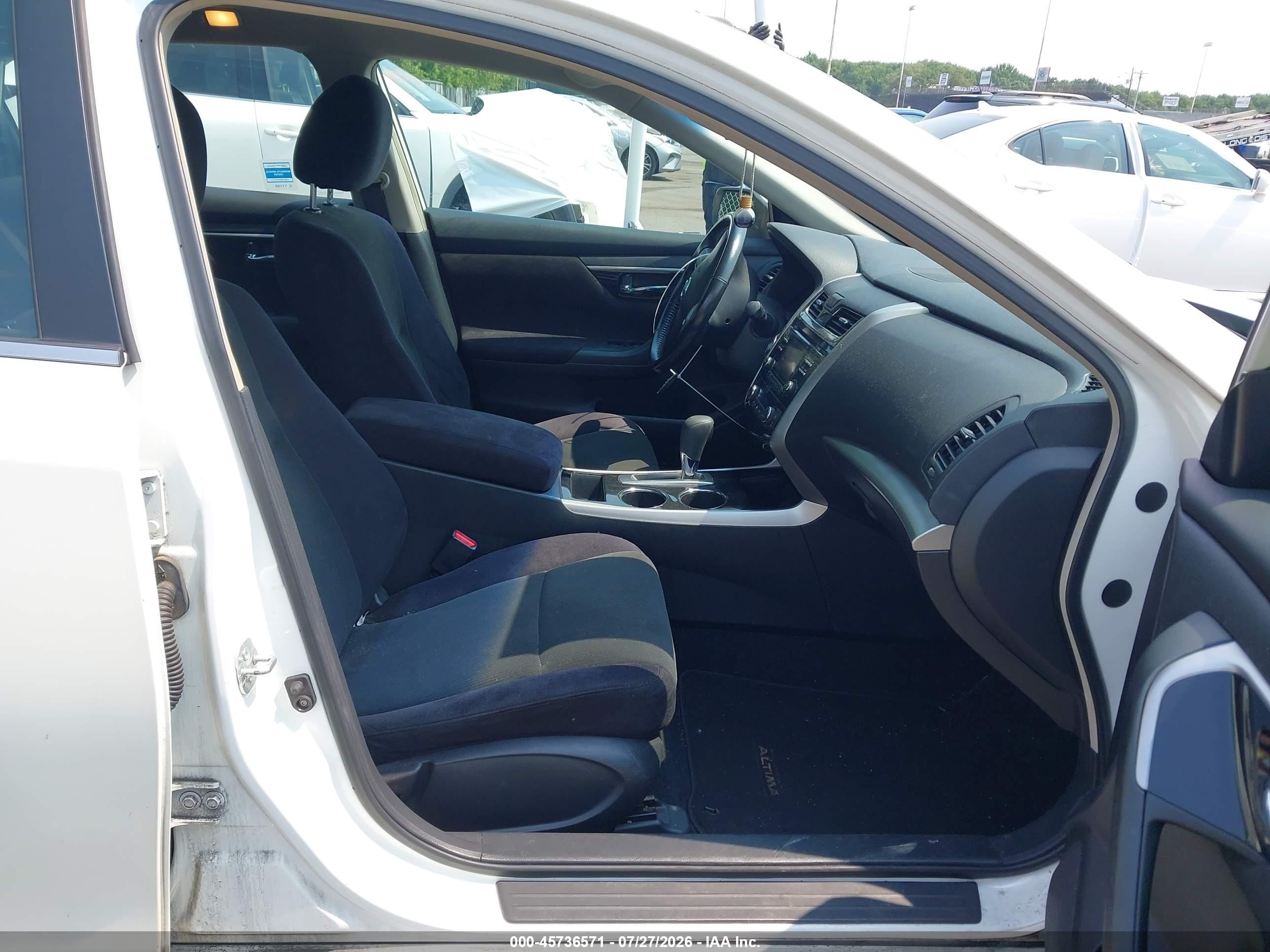 2013 Nissan Altima 2.5 Sv Белый vin: 1N4AL3AP1DC196694