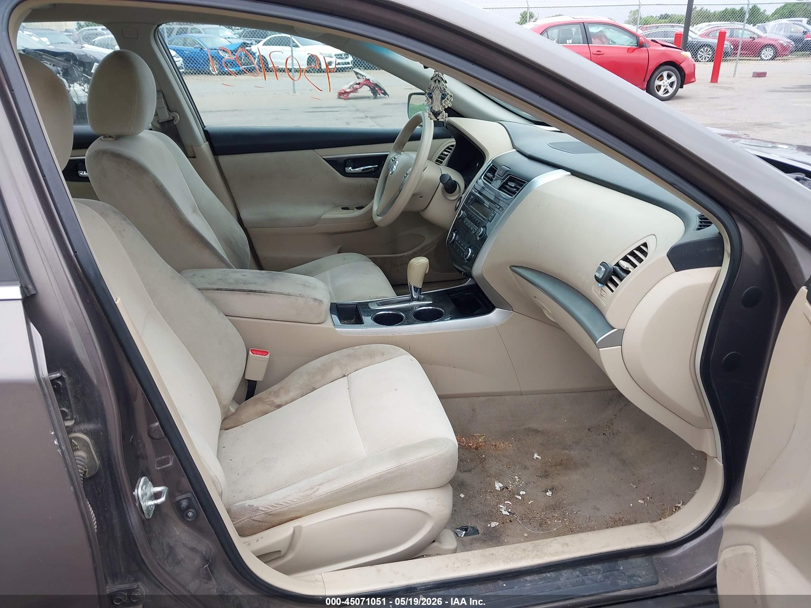 2013 Nissan Altima 2.5 S Gray vin: 1N4AL3AP1DC205118