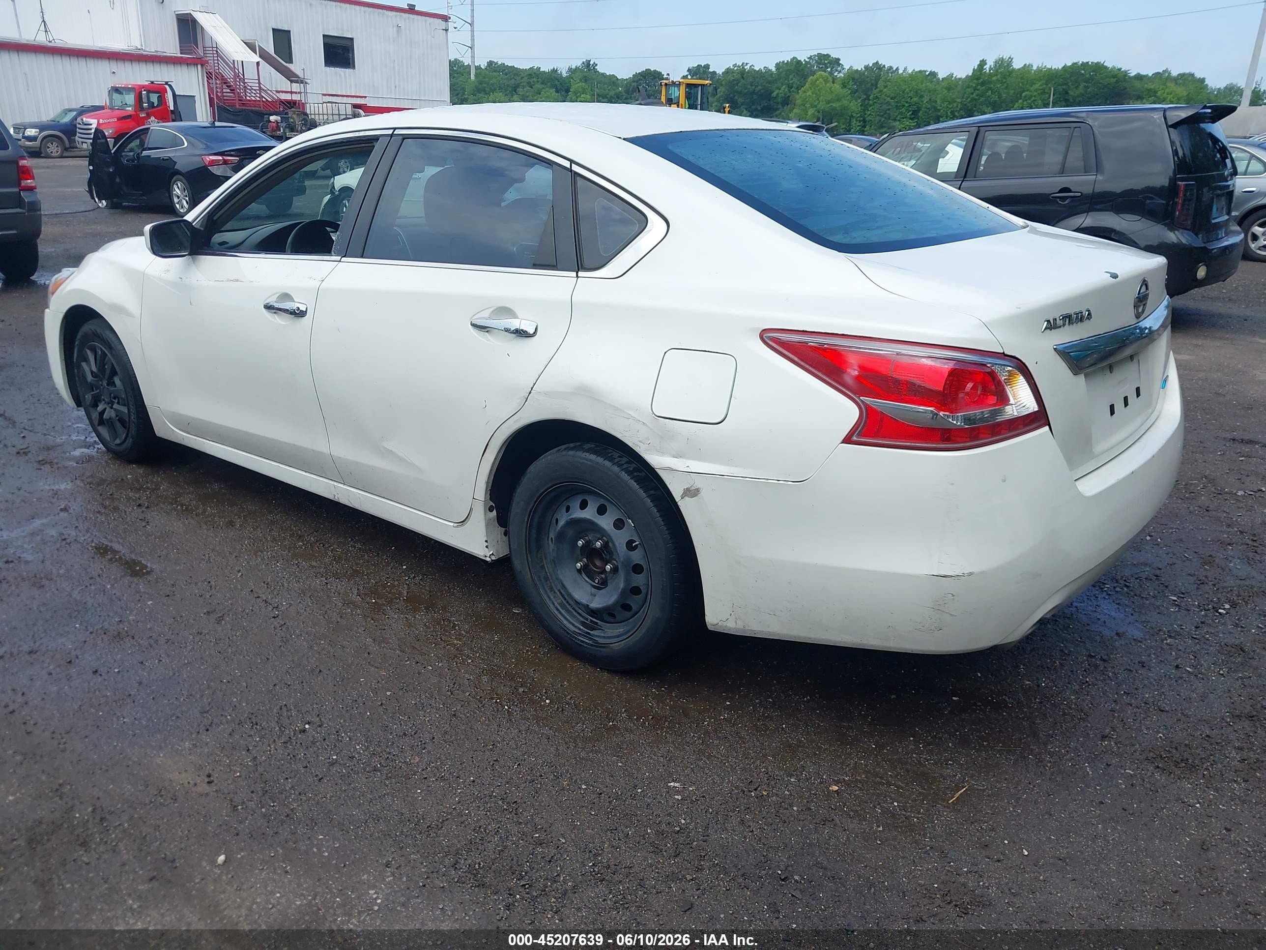 2013 Nissan Altima 2.5 S White vin: 1N4AL3AP1DC214255
