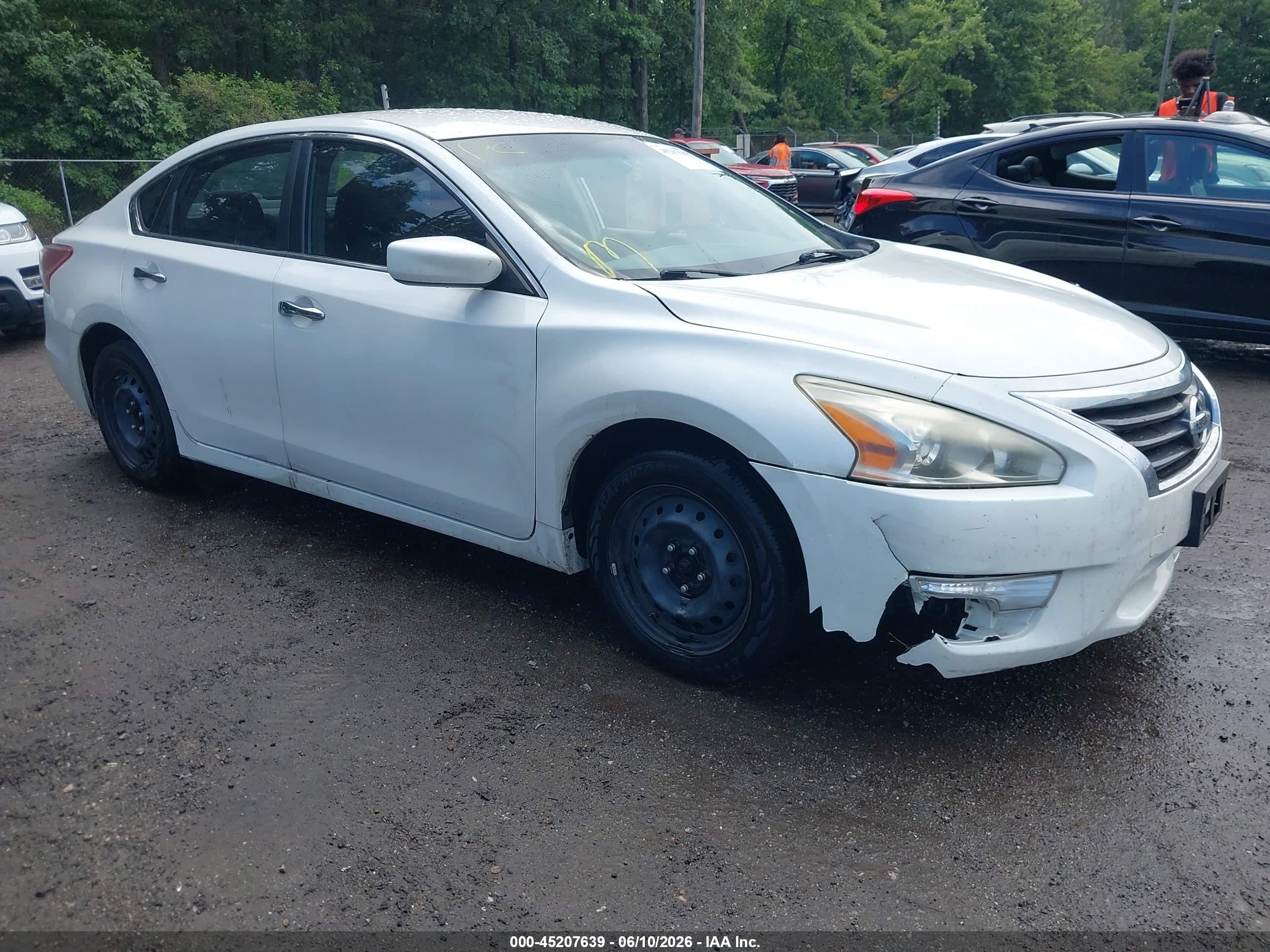 2013 Nissan Altima 2.5 S White vin: 1N4AL3AP1DC214255