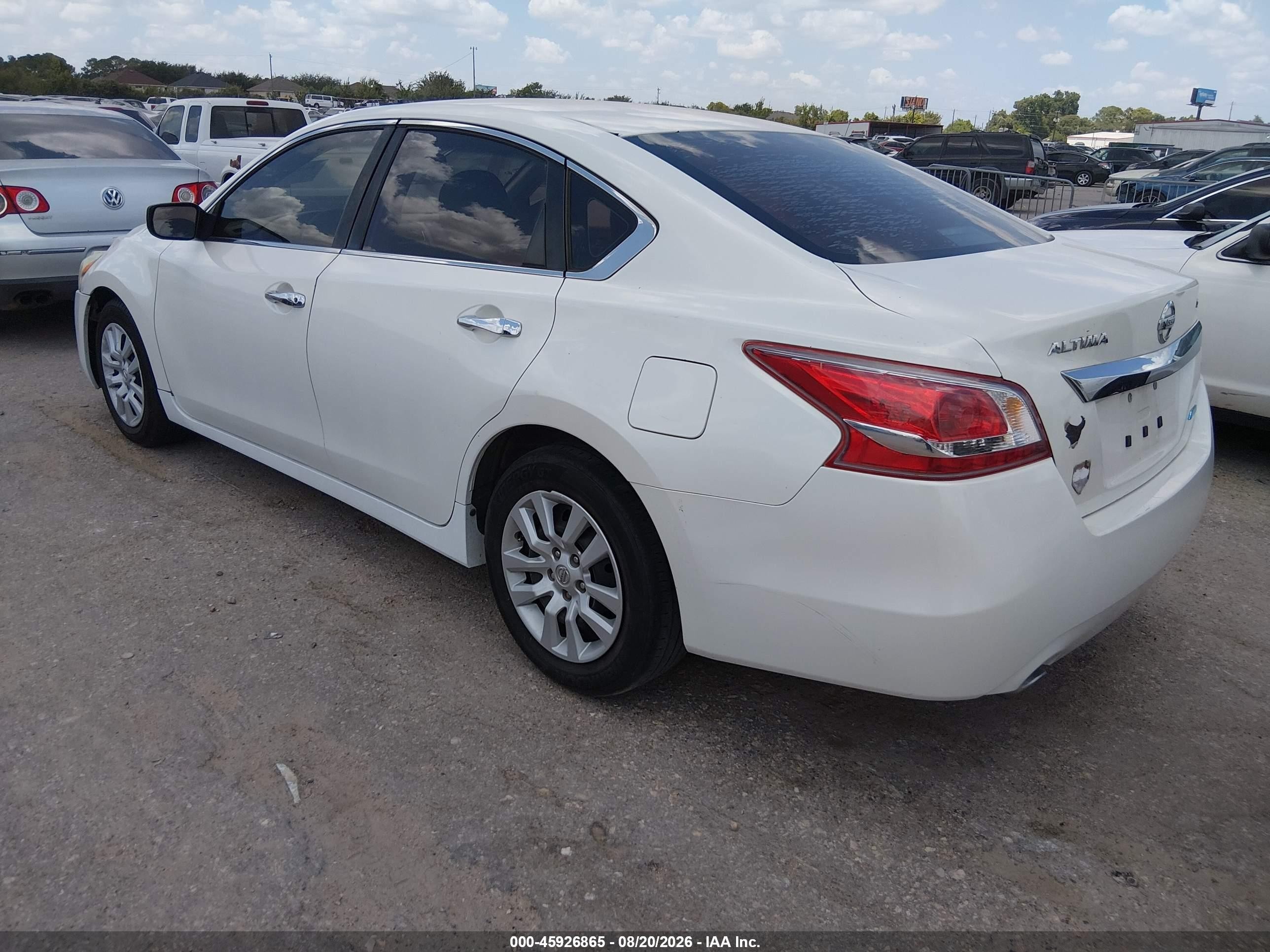 2013 Nissan Altima 2.5 S White vin: 1N4AL3AP1DC227264