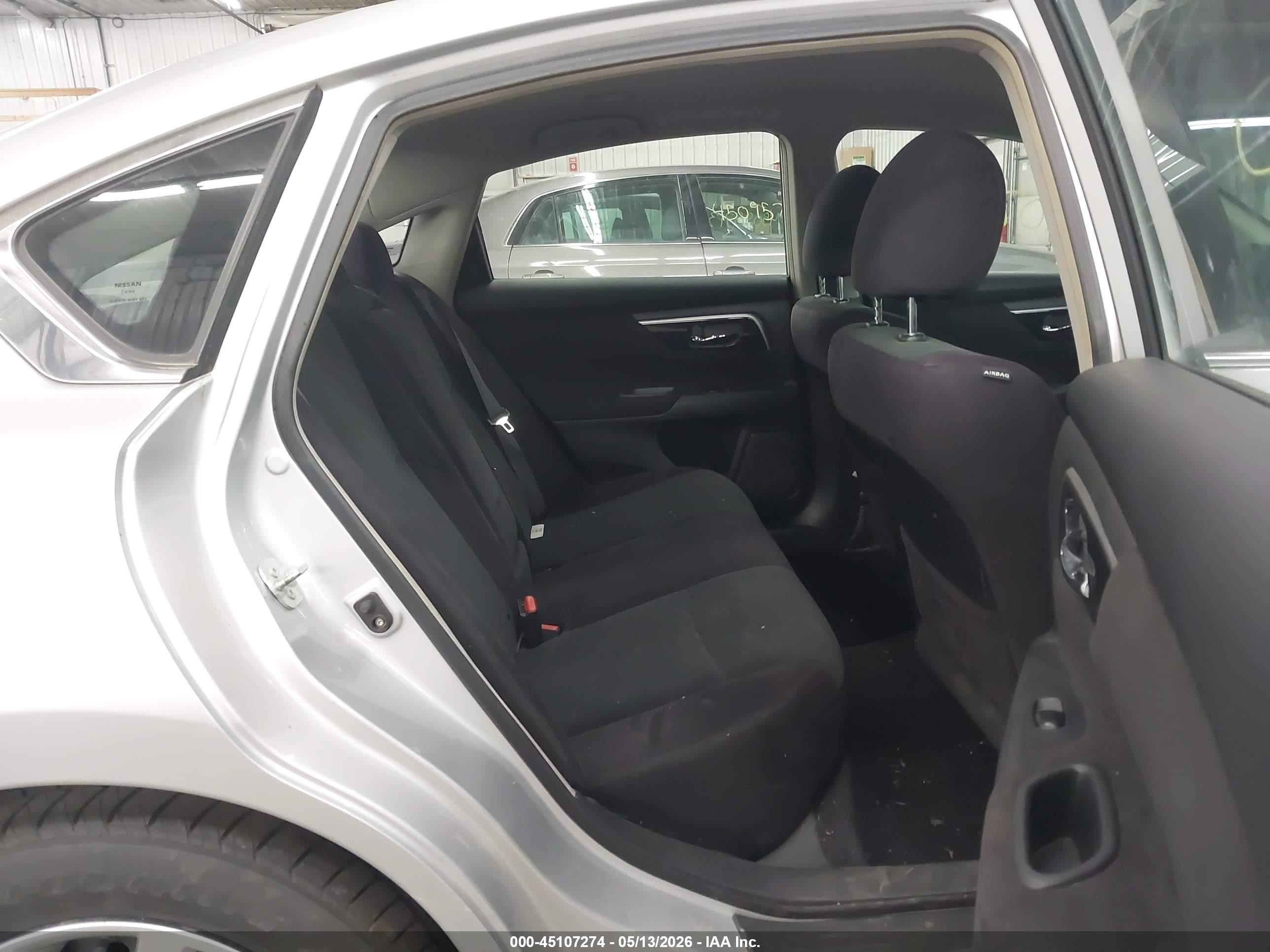 2013 Nissan Altima 2.5 S Silver vin: 1N4AL3AP1DC231069