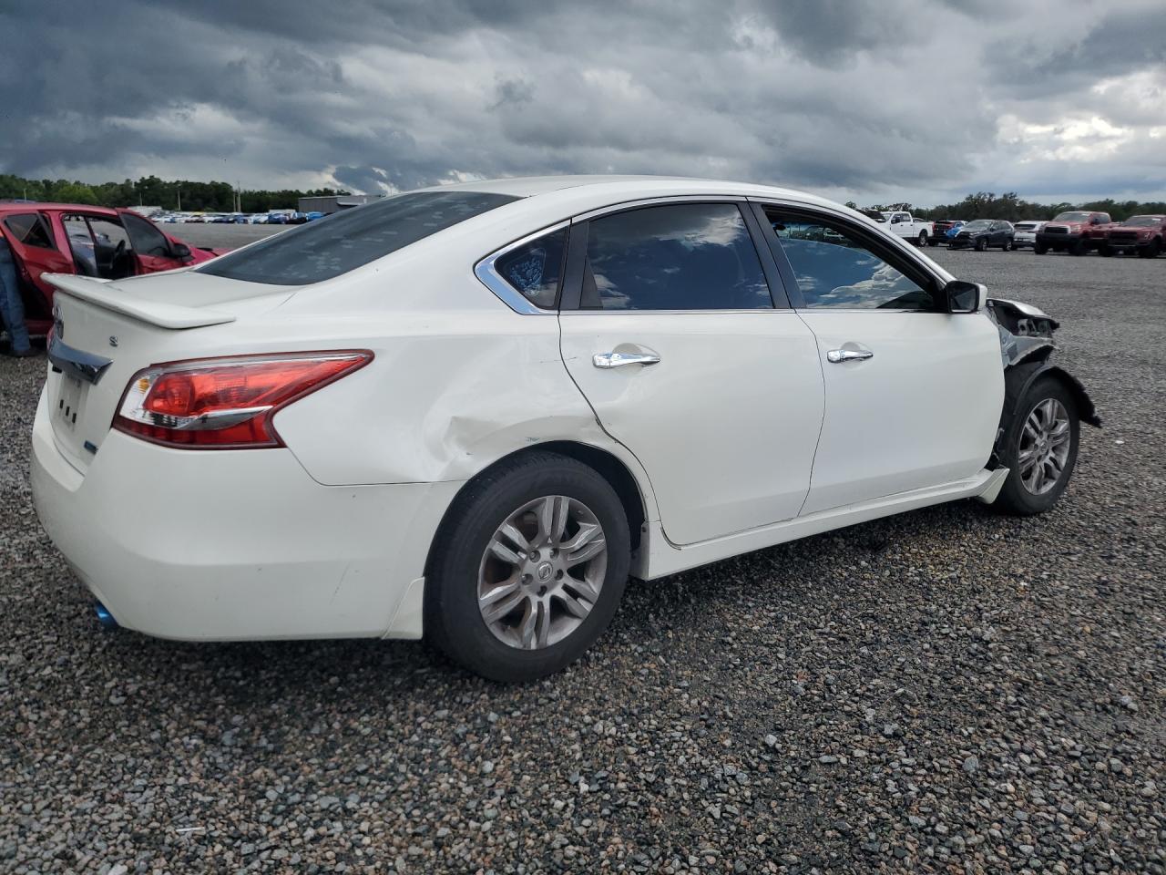 2013 Nissan Altima 2.5 White vin: 1N4AL3AP1DC232528