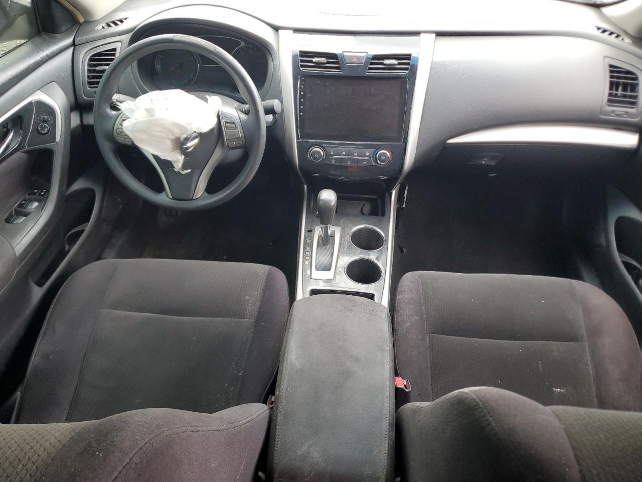 2013 Nissan Altima 2.5 White vin: 1N4AL3AP1DC232528