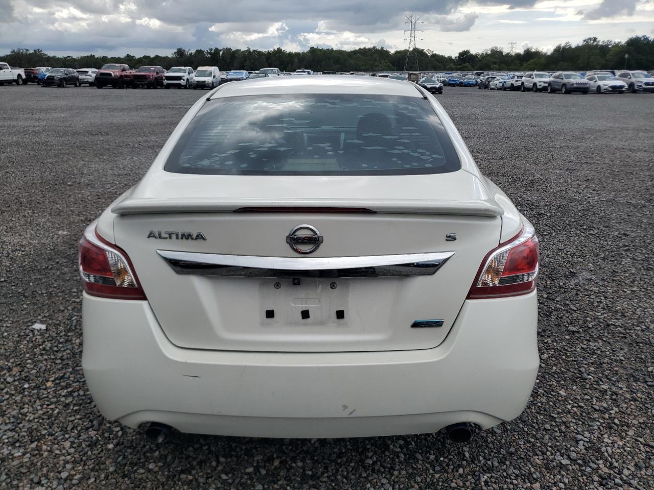2013 Nissan Altima 2.5 White vin: 1N4AL3AP1DC232528