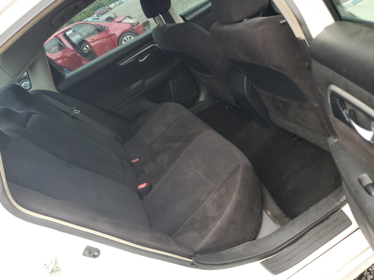 2013 Nissan Altima 2.5 White vin: 1N4AL3AP1DC232528