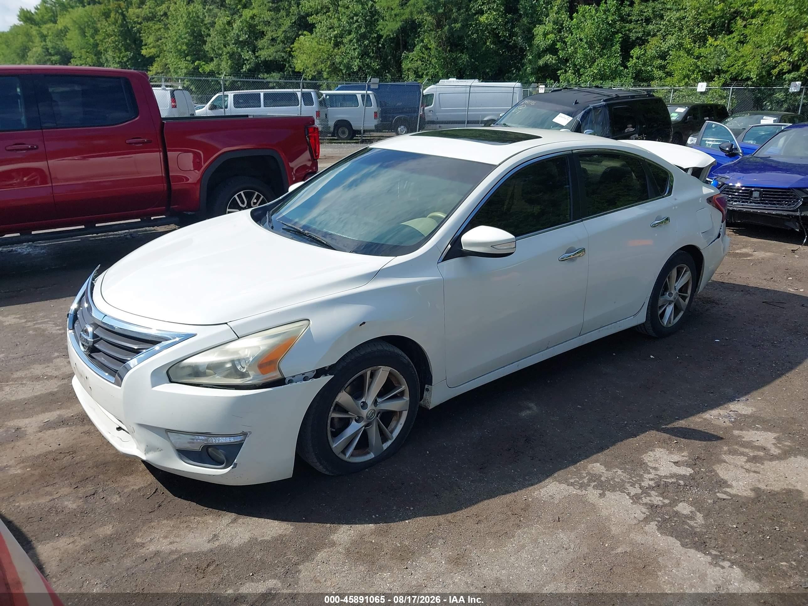 2013 Nissan Altima 2.5 Sv Белый vin: 1N4AL3AP1DC236787