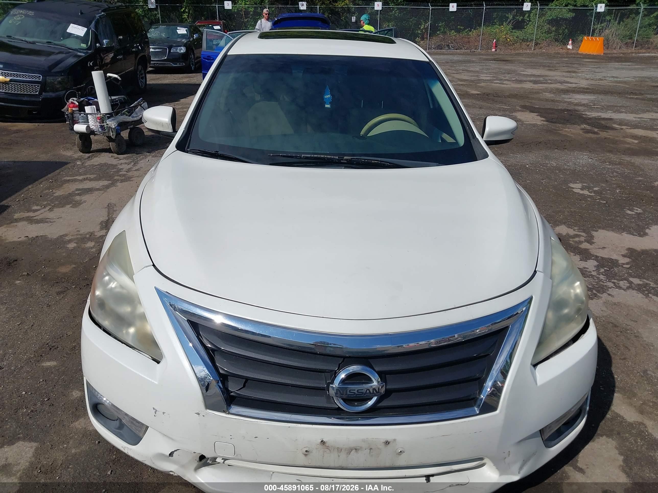 2013 Nissan Altima 2.5 Sv Белый vin: 1N4AL3AP1DC236787