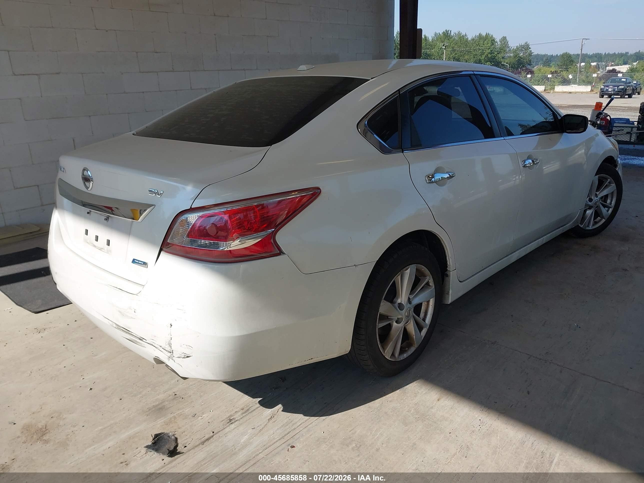 2013 Nissan Altima 2.5 Sv White vin: 1N4AL3AP1DC244534