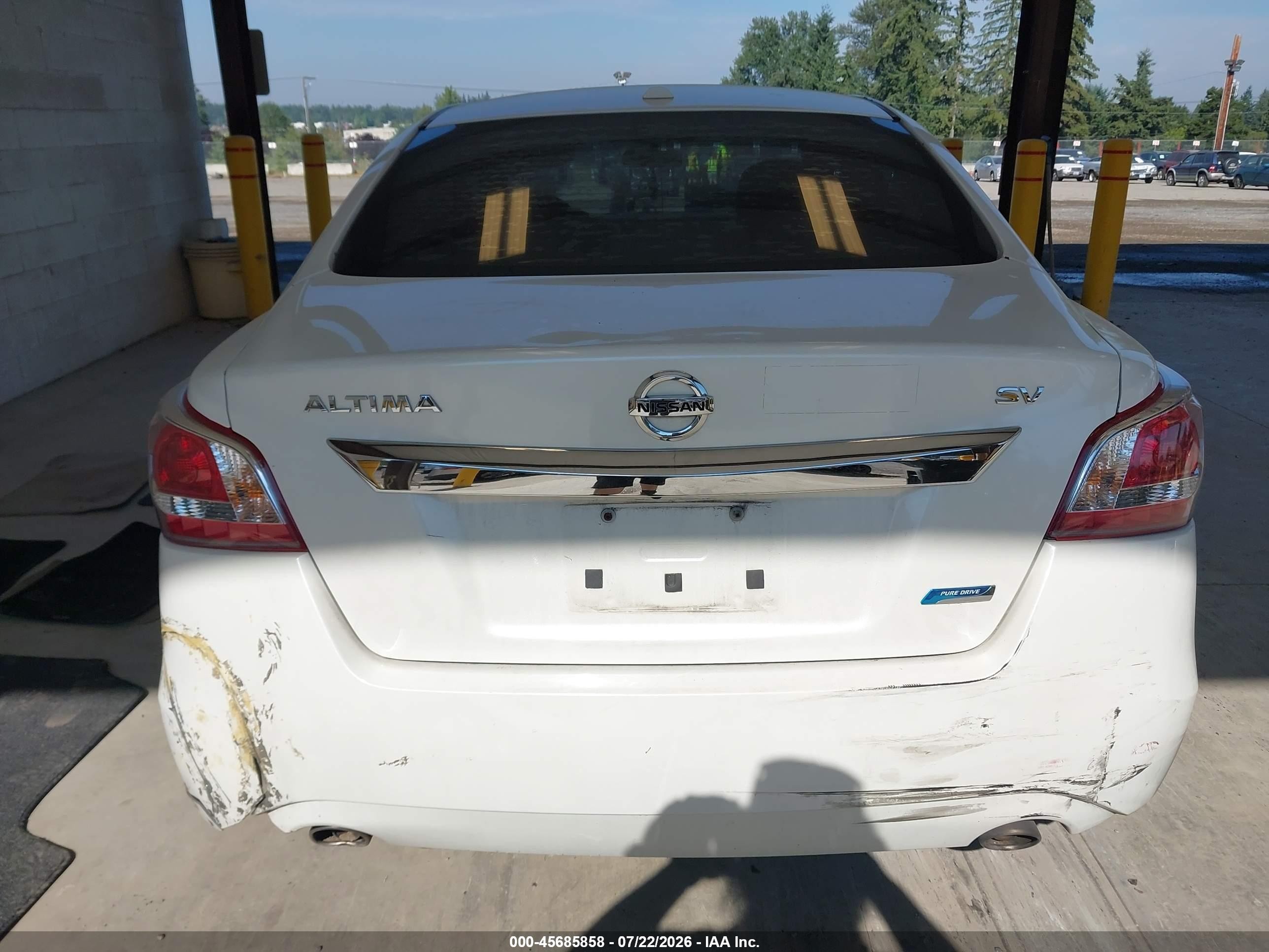 2013 Nissan Altima 2.5 Sv White vin: 1N4AL3AP1DC244534