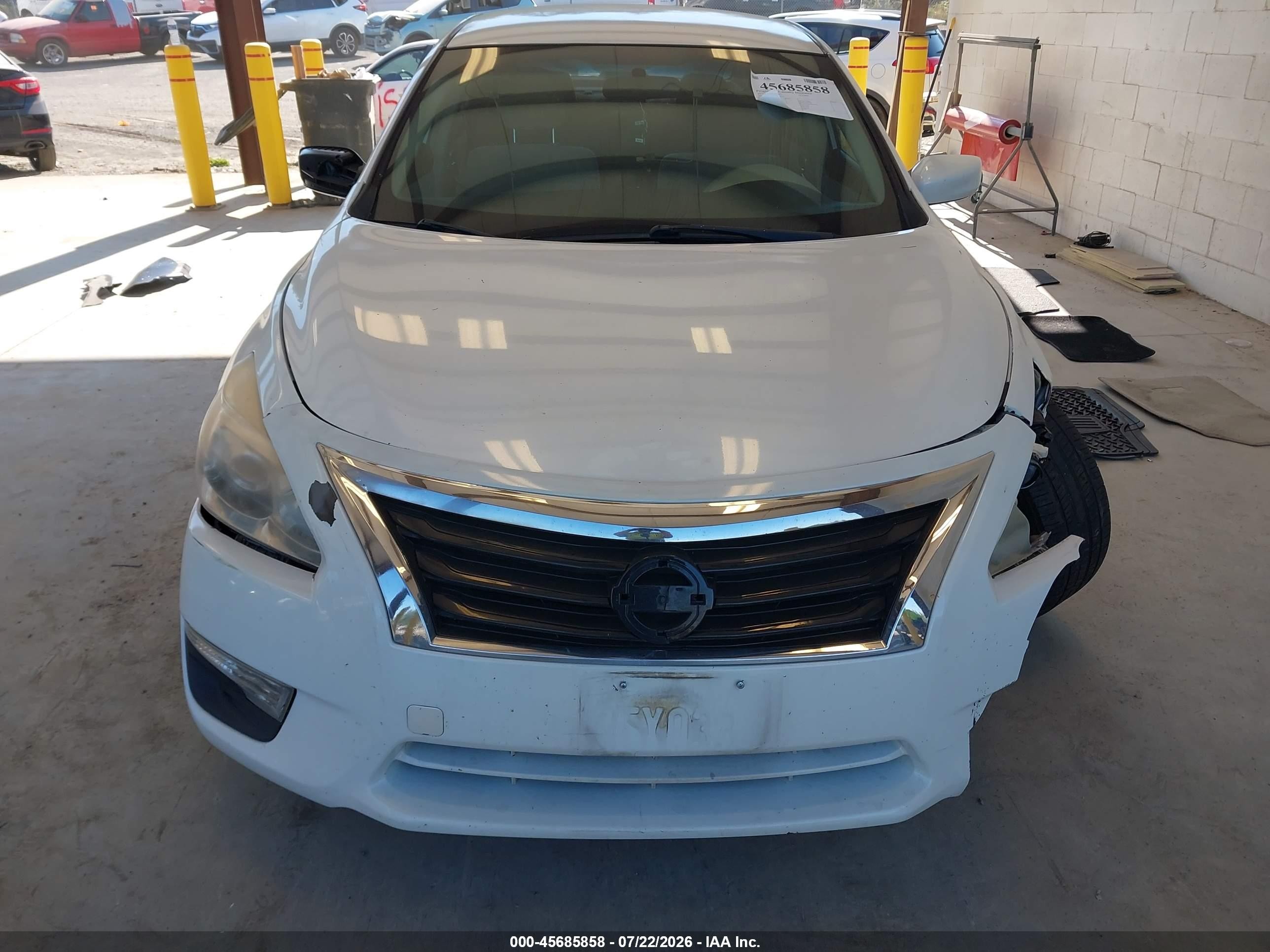 2013 Nissan Altima 2.5 Sv White vin: 1N4AL3AP1DC244534