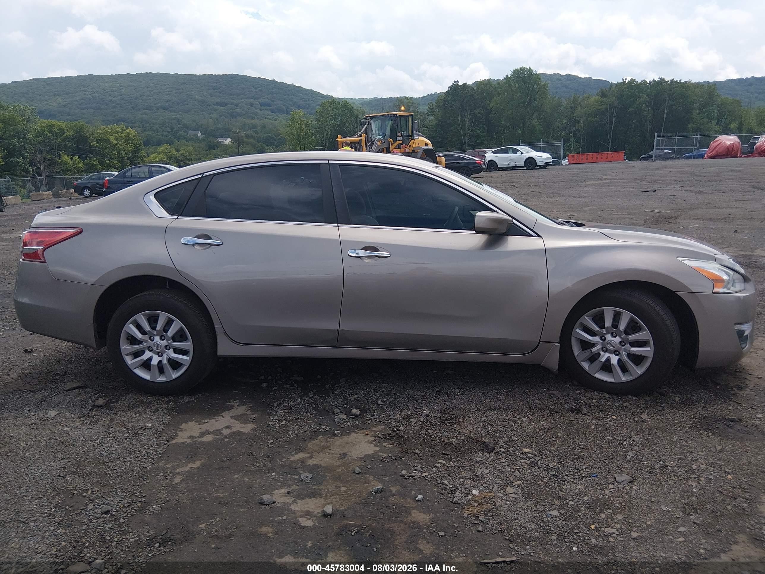 2013 Nissan Altima 2.5 S Желто-коричневый vin: 1N4AL3AP1DC247420